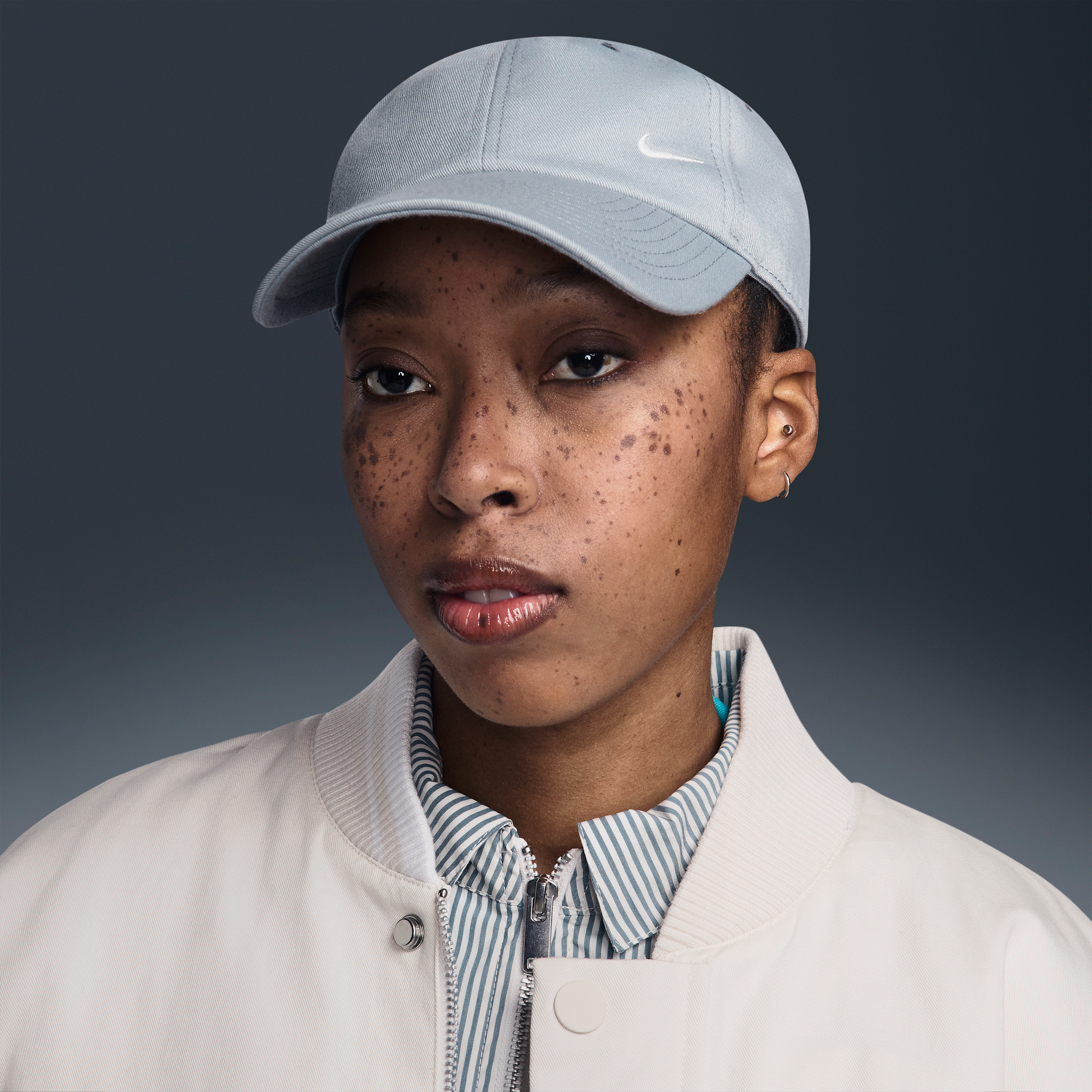 Nike Unisex Club Unstructured Cap In Grey