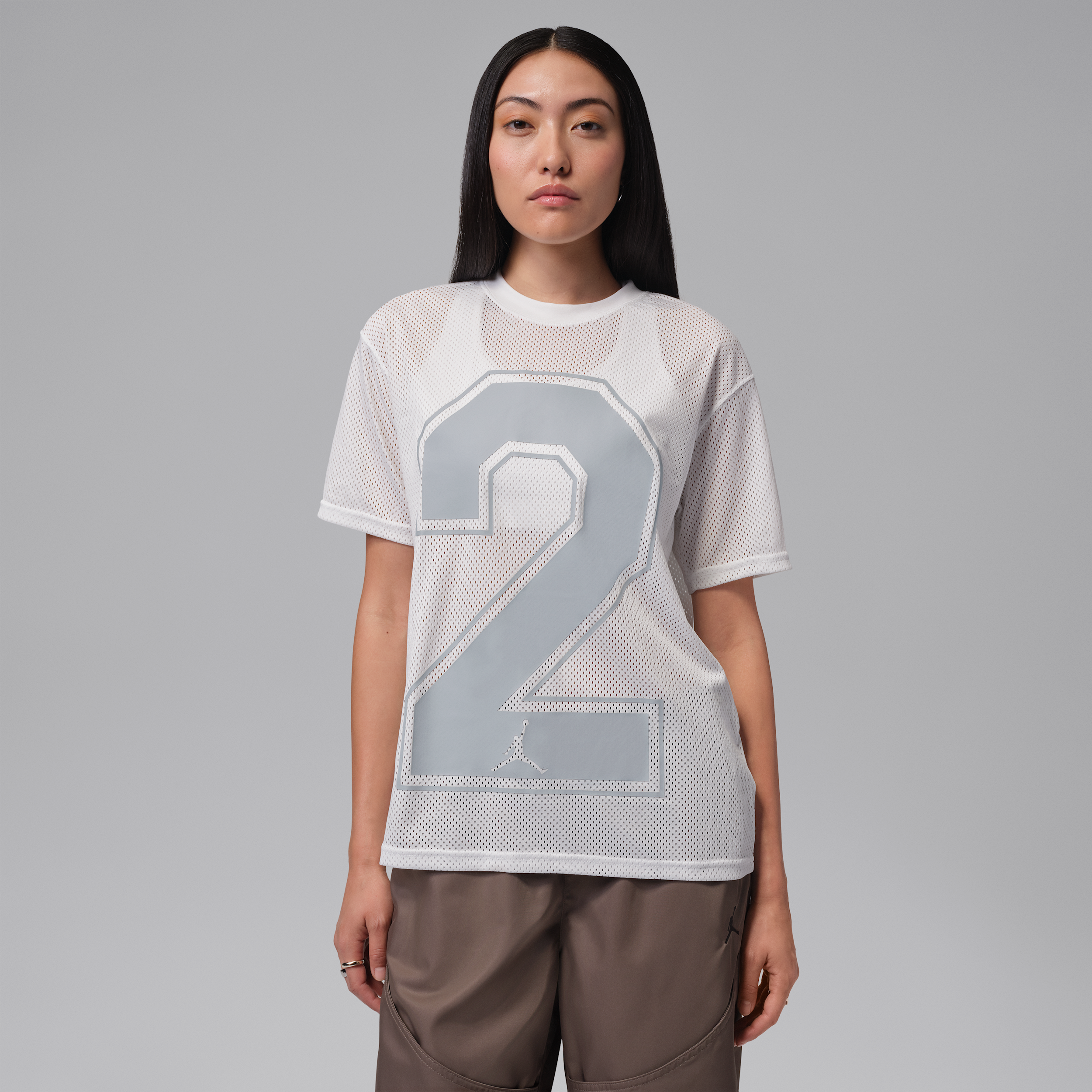 Jordan Women's Flight Girlfriend T-Shirt in Summit White Size: Large