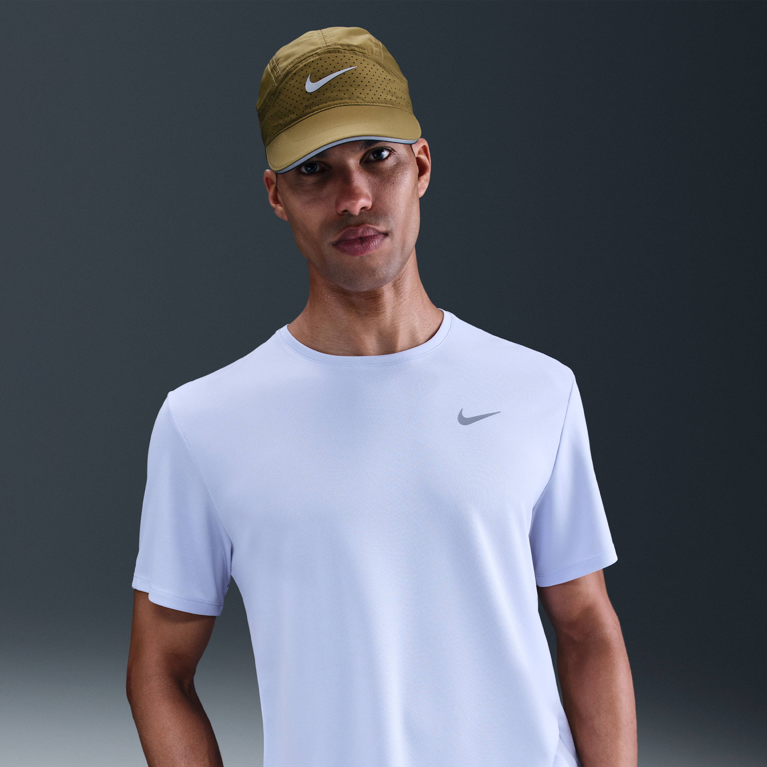 Nike Men's Miler Dri-FIT Short-Sleeve Running Top in Grey | DV9315-057