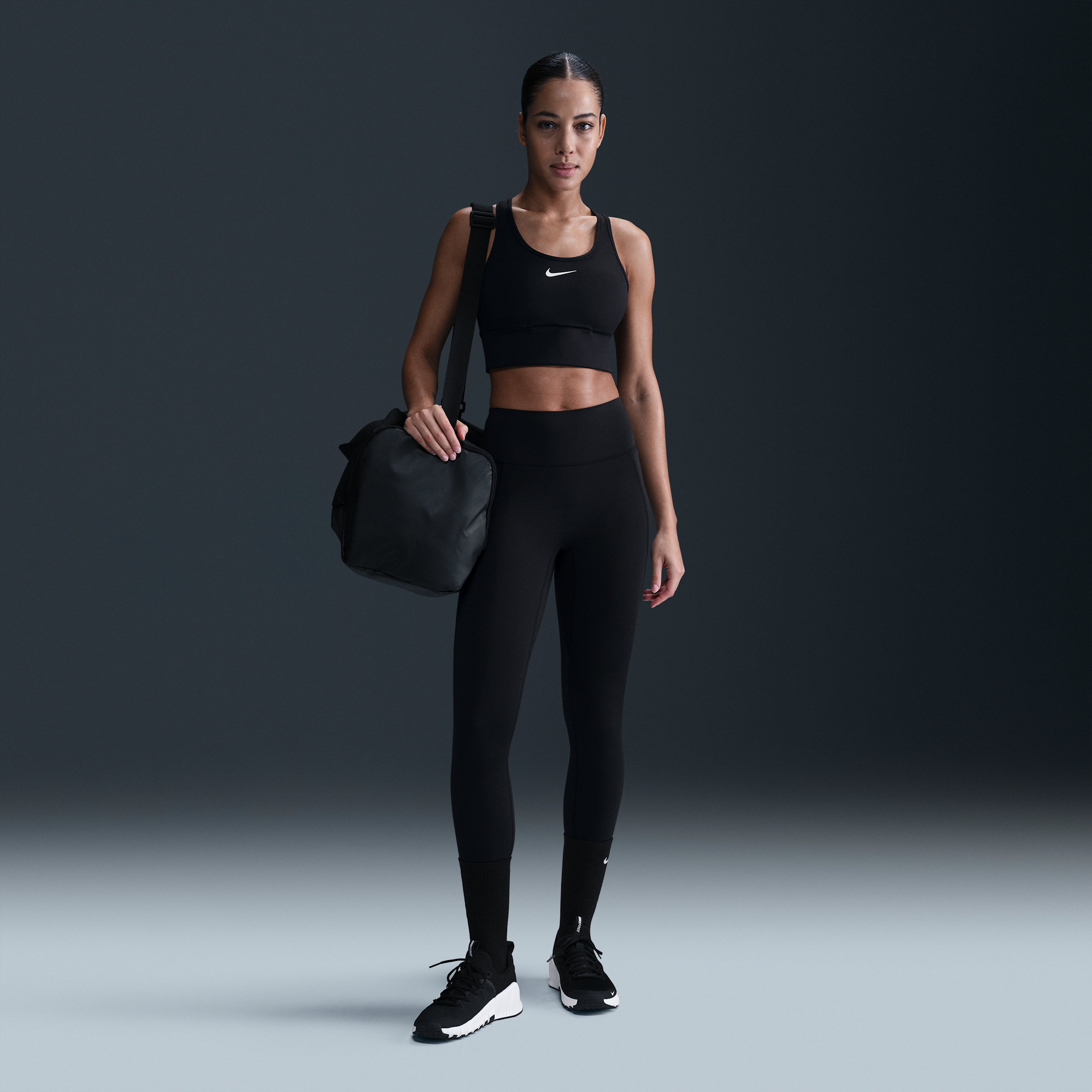 Nike Women's Universa -support High-waisted 7/8 Leggings With Pockets In Black
