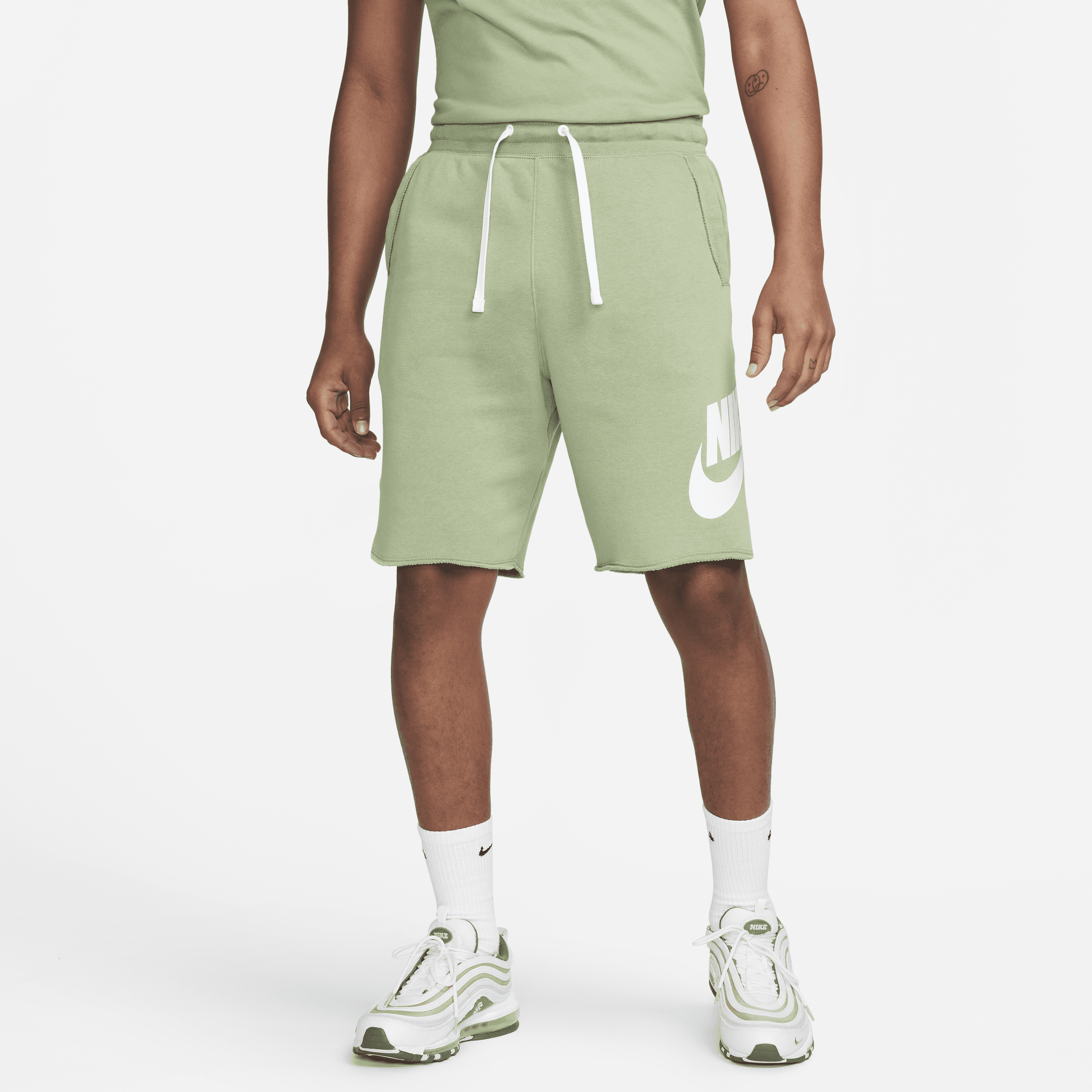 Nike Men's Club Alumni French Terry Shorts In Green