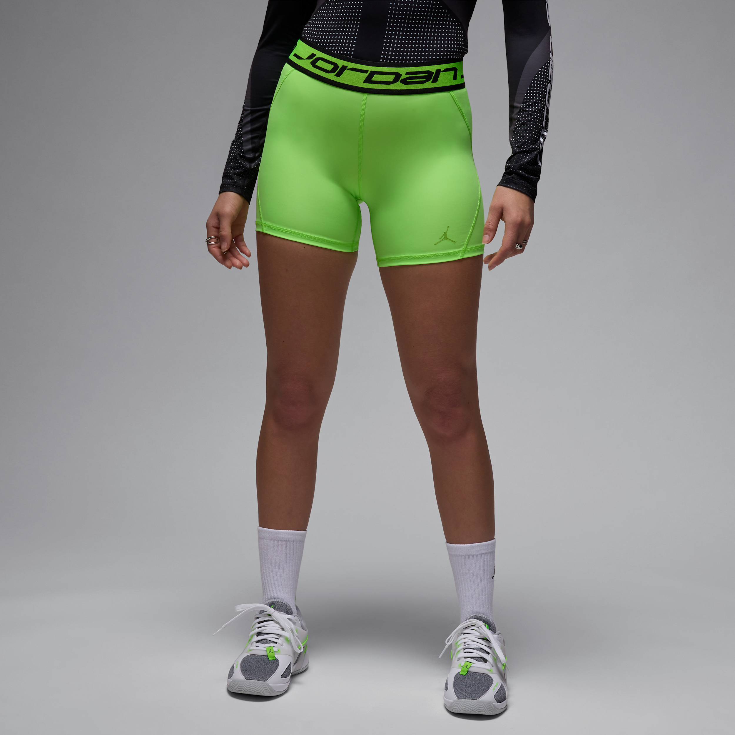 JORDAN WOMEN'S SPORT 5" SHORTS 1015667066