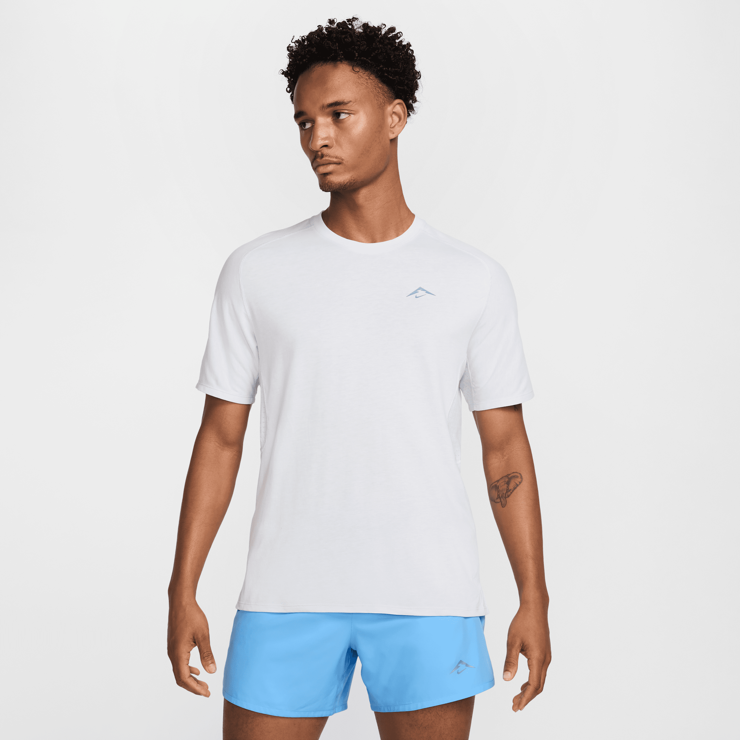 Nike Tr Solar T In Grey