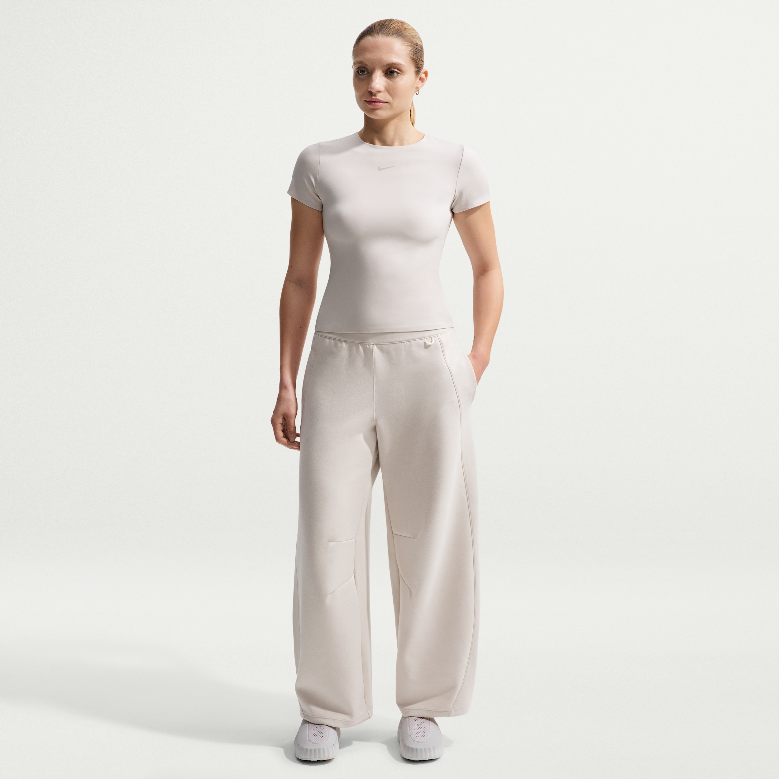 Nike Women's 24.7 ImpossiblySoft High-Waisted Wide-Leg Pants in Brown | IR1932-104