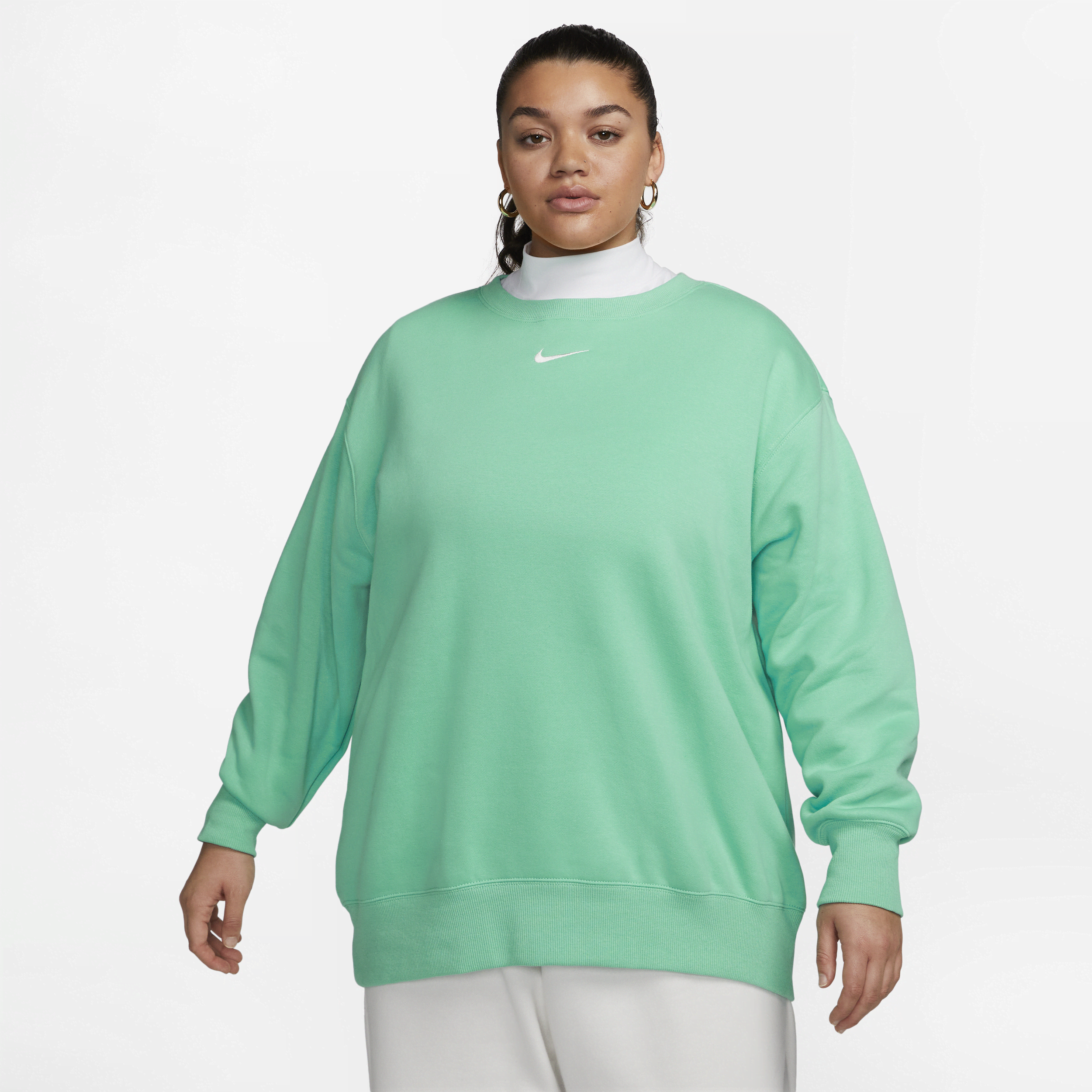 Nike Women's  Sportswear Phoenix Fleece Oversized Crewneck Sweatshirt (plus Size) In Green