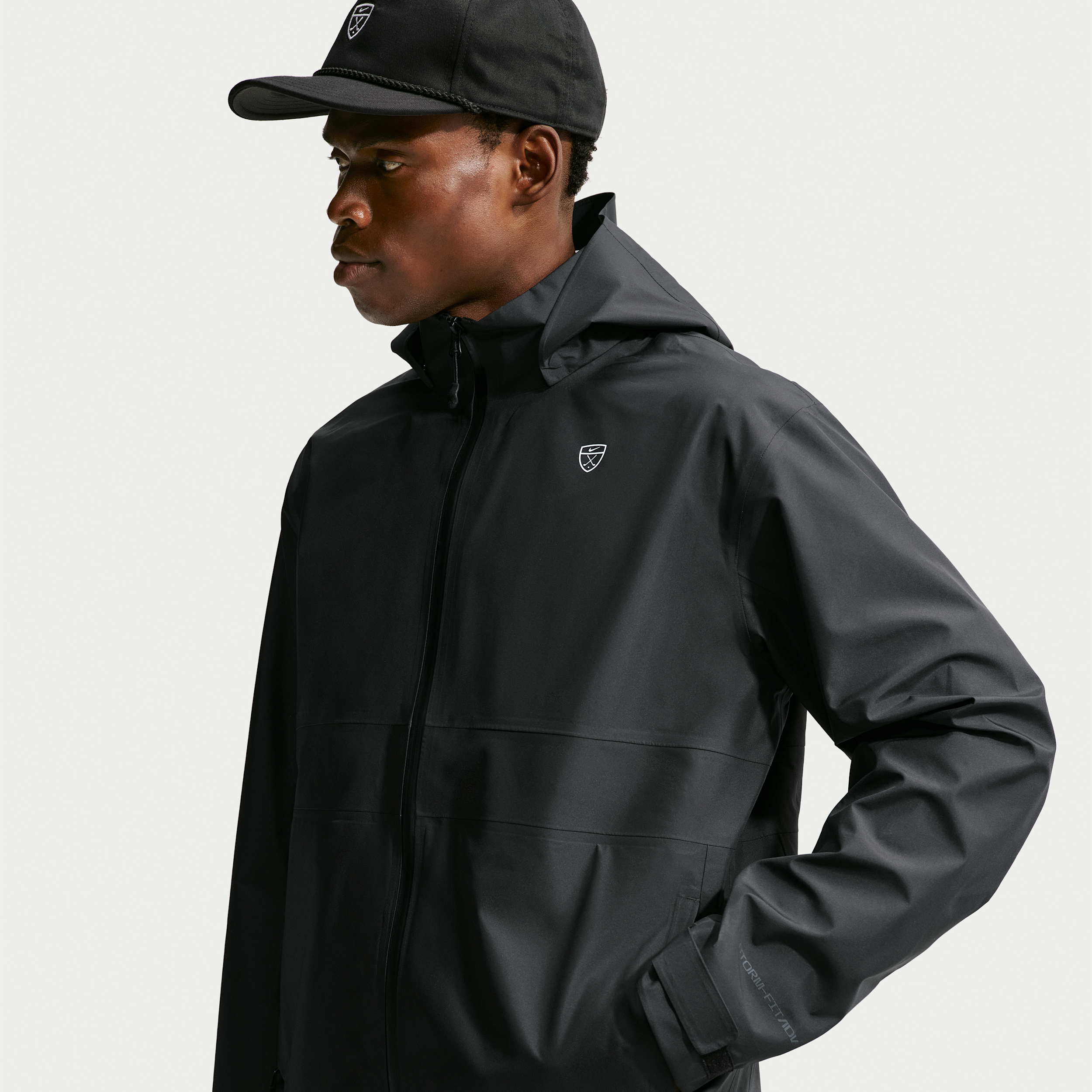 Nike Men's Par Storm-FIT ADV Loose Golf Jacket in Black | IO0701-010