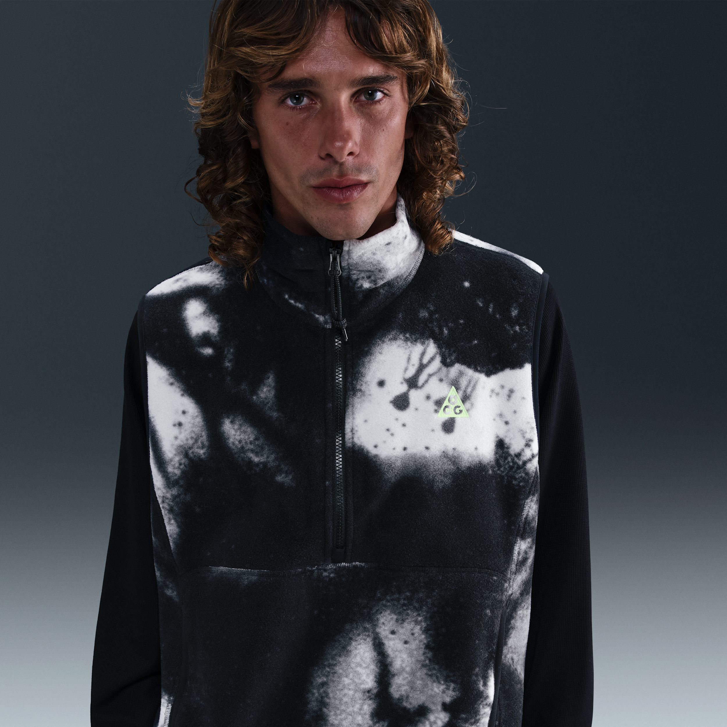 Nike Men's Acg "wolf Tree" Printed Vest In Multi
