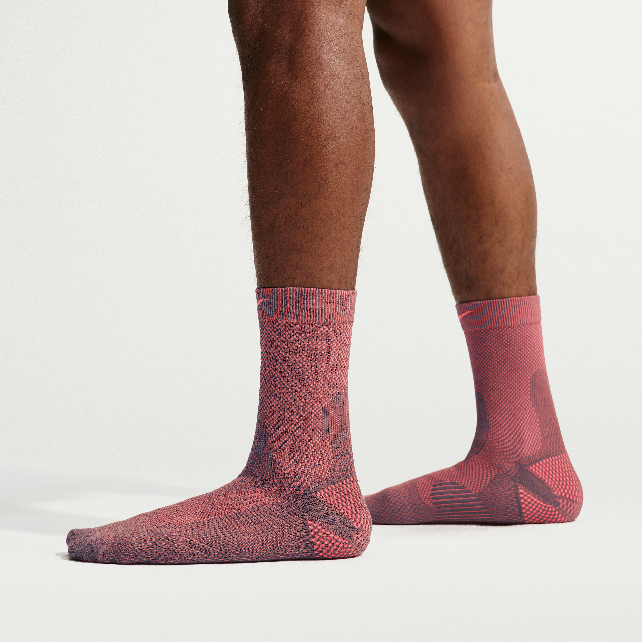 Nike Unisex Run Lightweight Running Micro-Crew Socks (1 Pair) in Purple | IB6114-502
