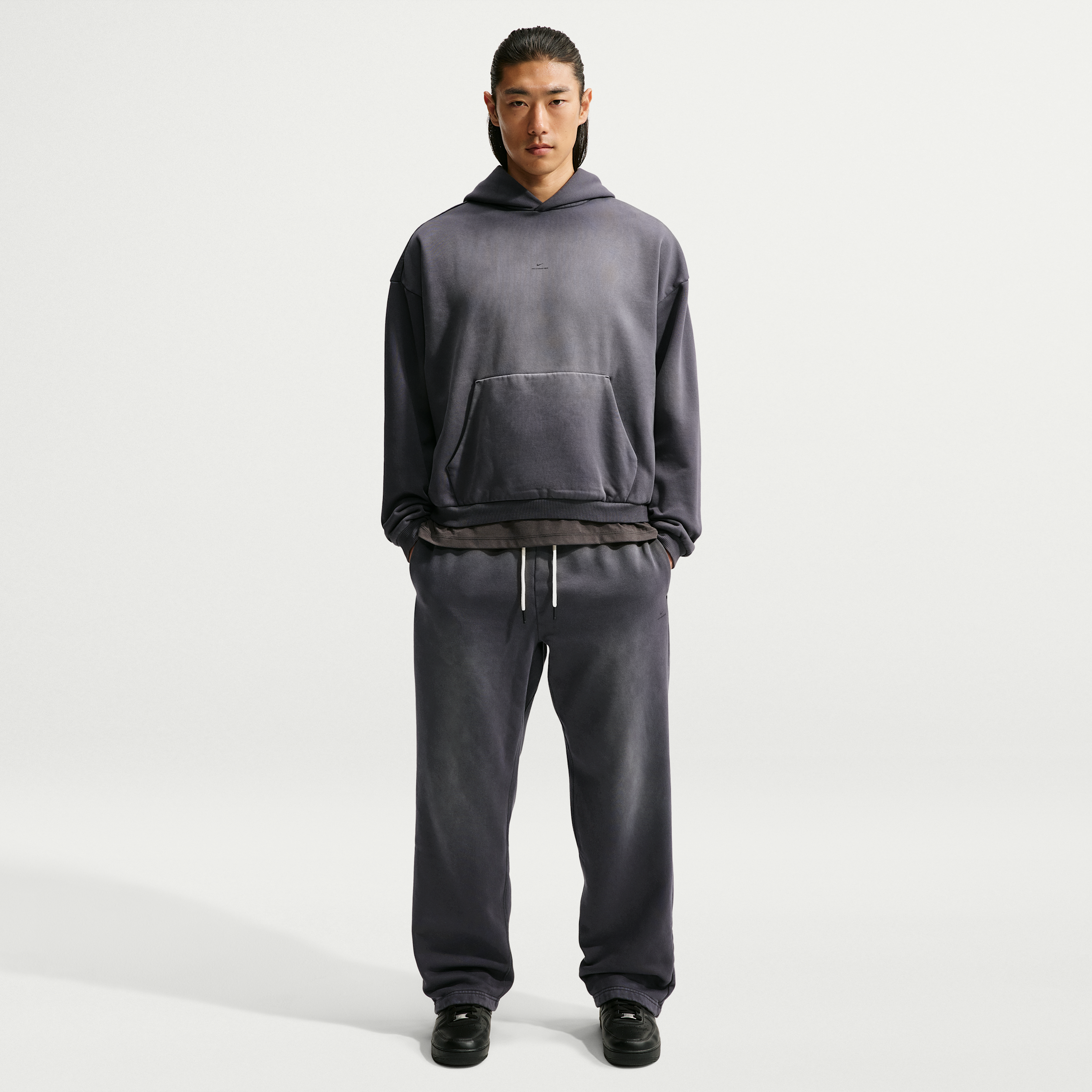 Nike Men's Standard Issue Brushed Heavy Oversized Basketball Pants in Black | IM6341-010
