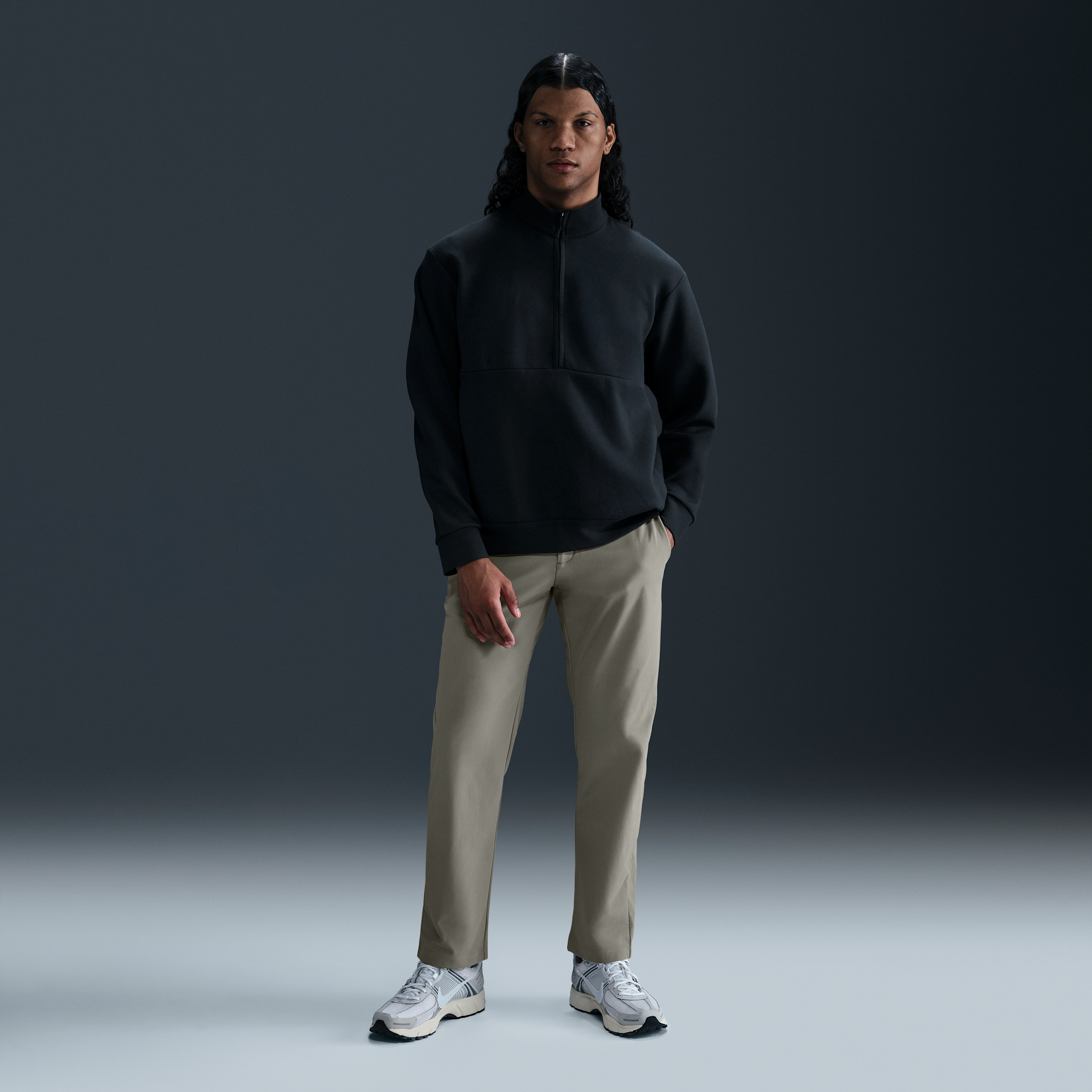 Nike Men's 24.7 PerfectStretch Dri-FIT Regular Chino Pants in Green | HQ6921-320