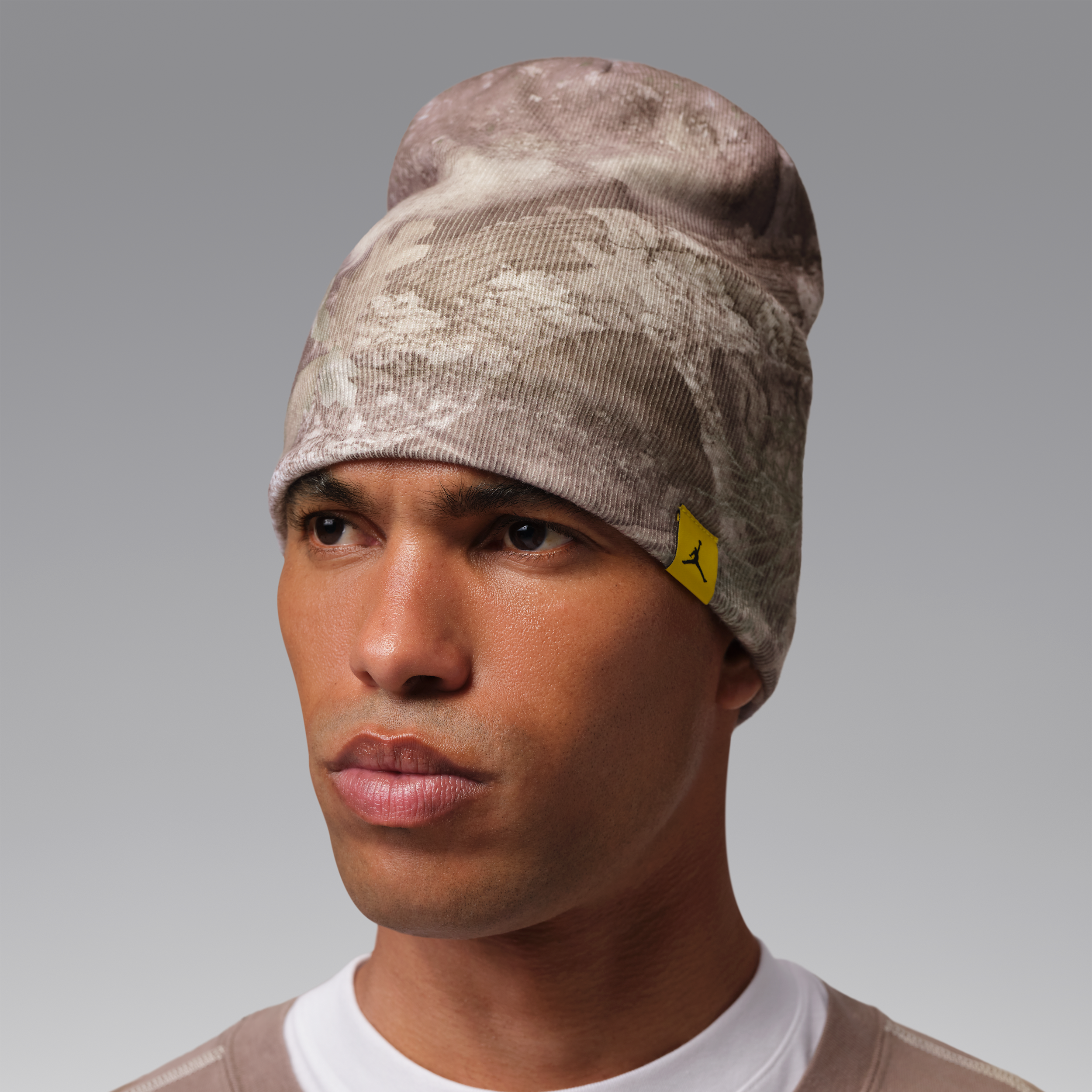 Jordan Peak Realtree Beanie in White | IM9100-100