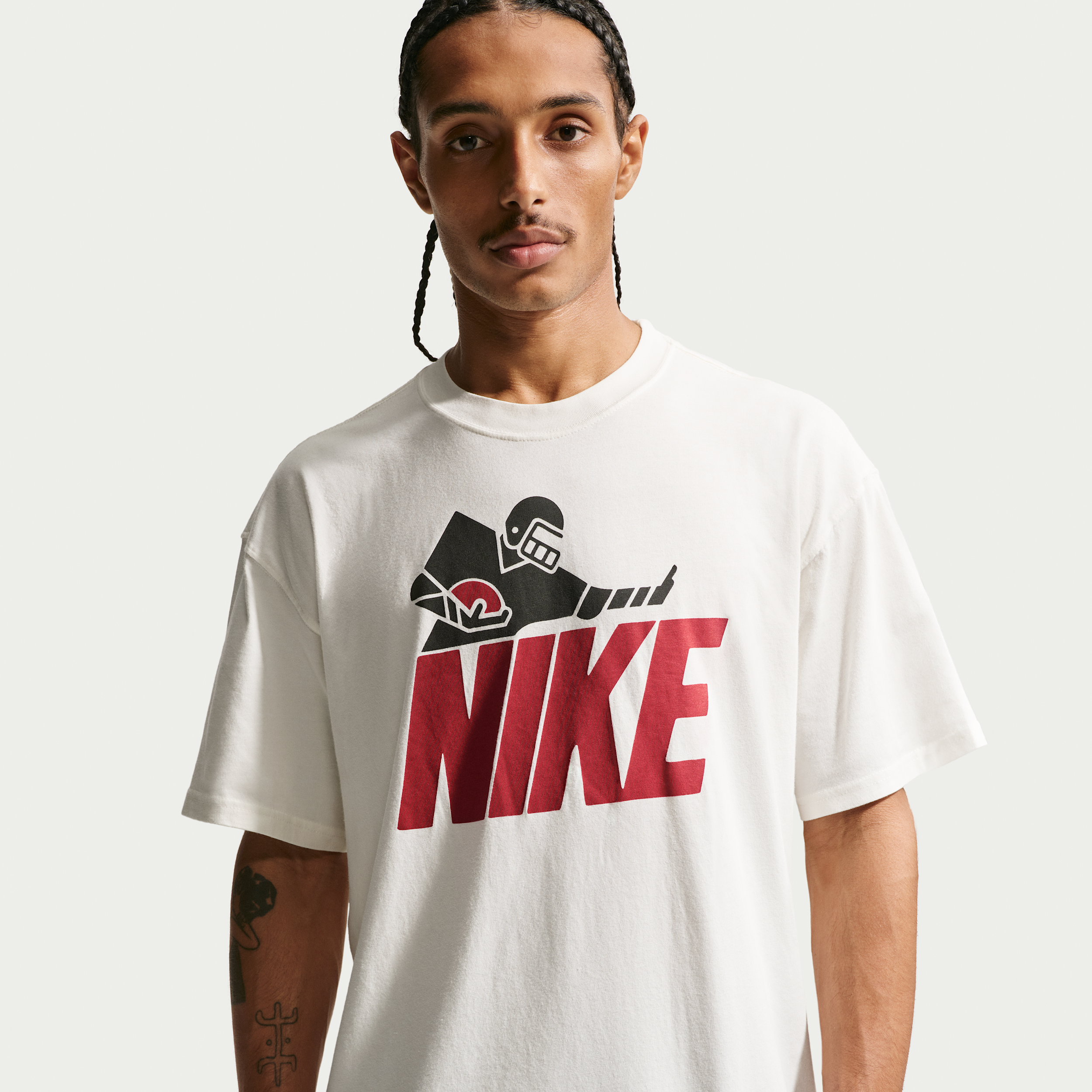 Men's Nike Sportswear Max90 T-Shirt in White | IQ1007-133