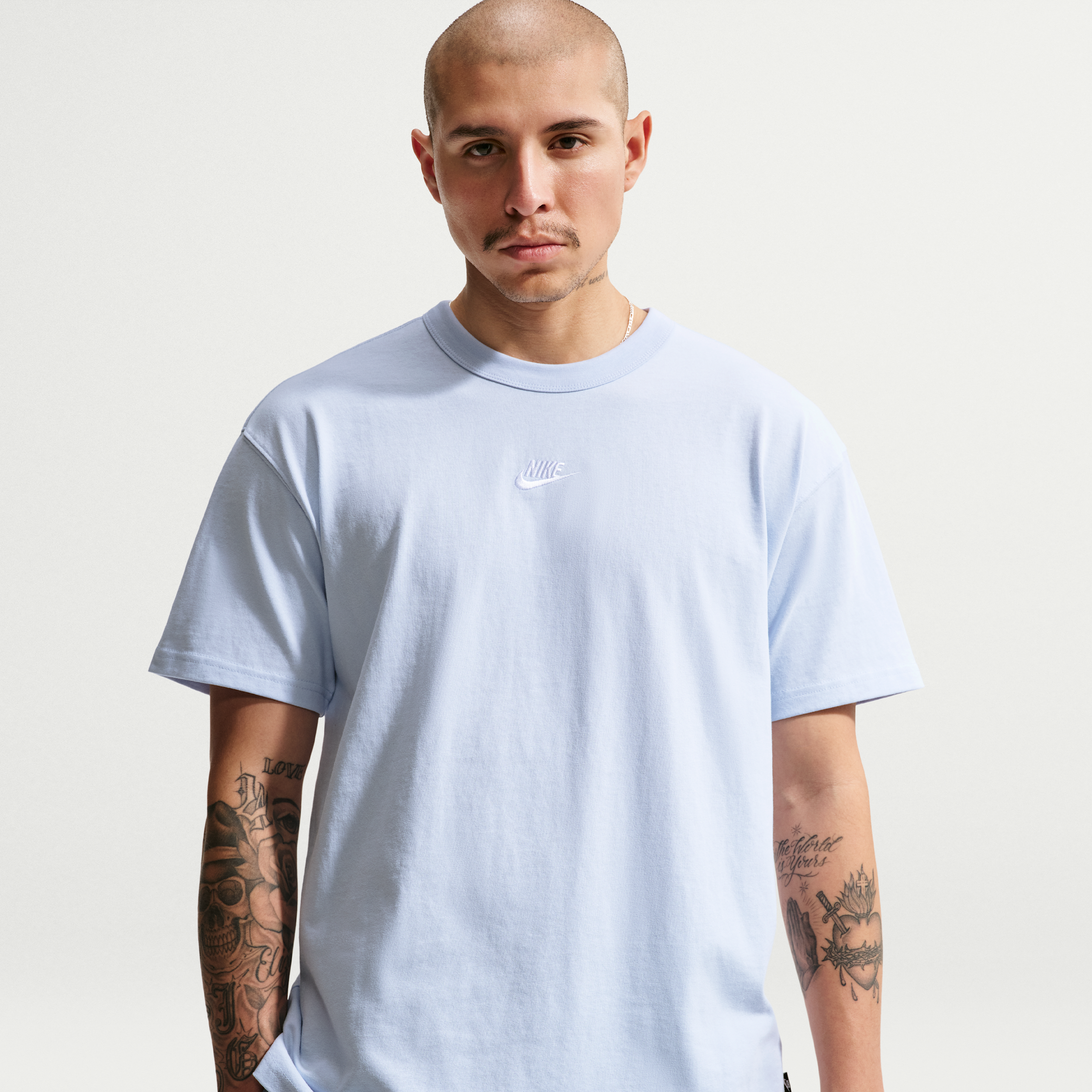 Men's Nike Sportswear Premium Essentials T-Shirt in Blue | IH1121-407