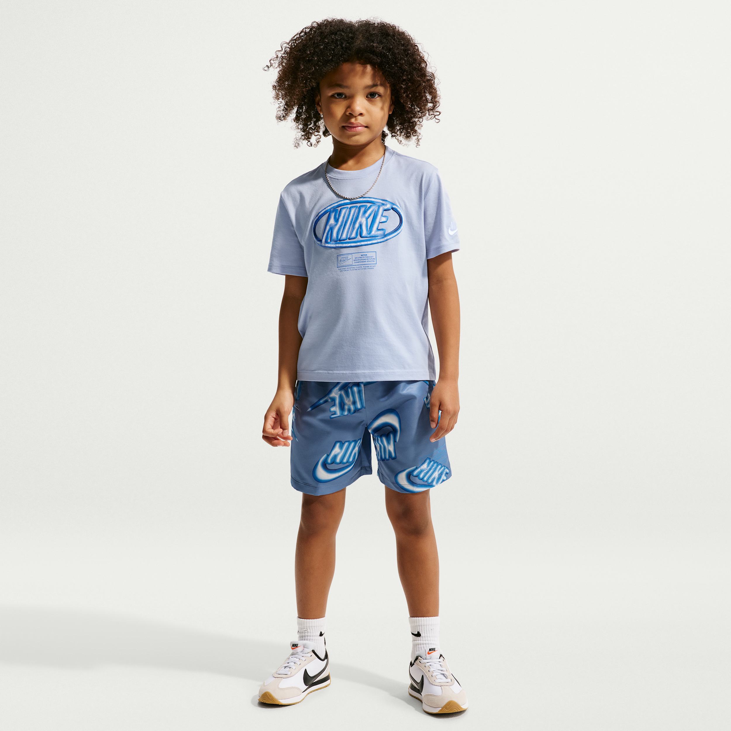 Nike Sportswear Club Little Kids' 2-Piece Floatie T-Shirt and Shorts Set in Blue | 86N878-U1T