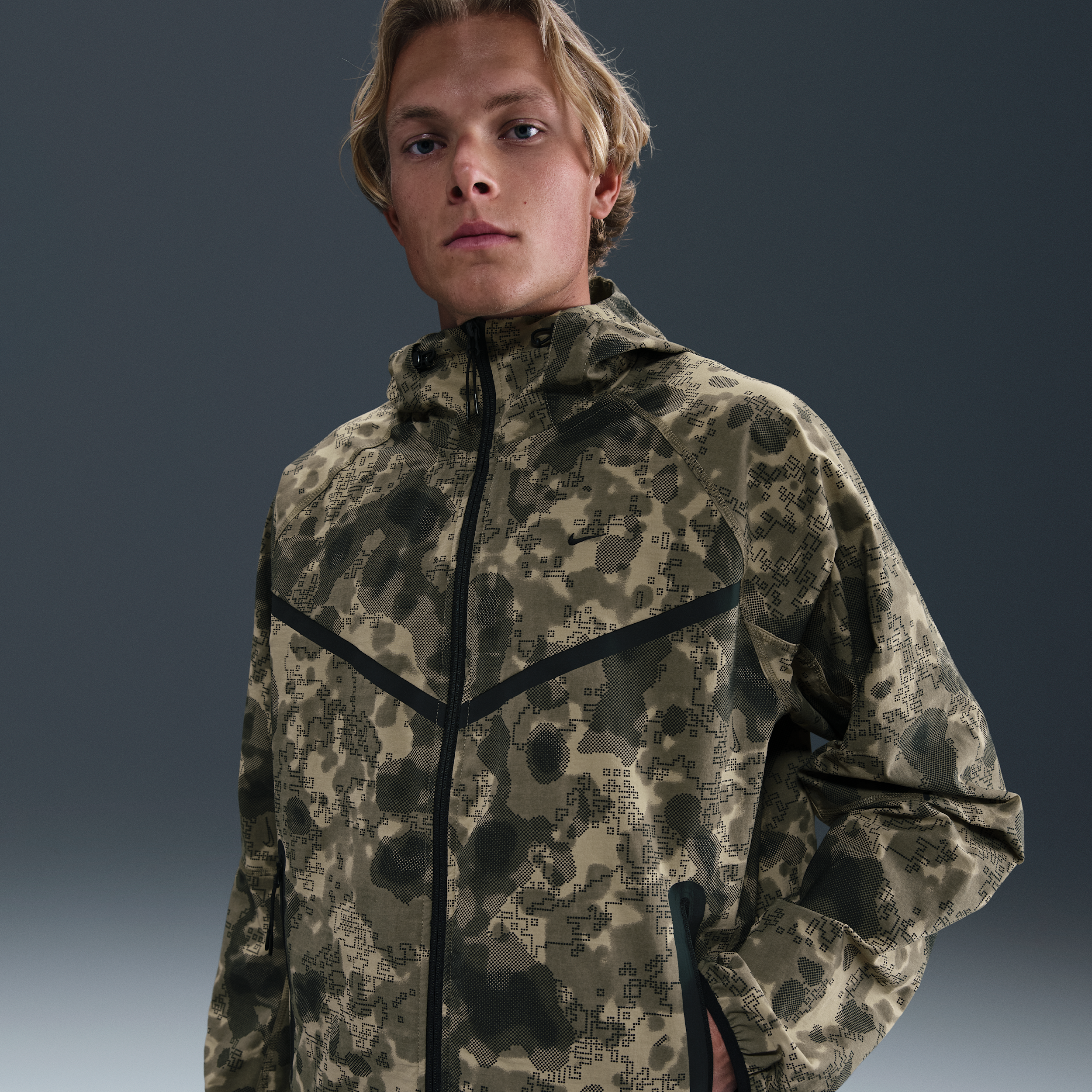 Nike Men's Tech Dri-FIT Woven Camo Windrunner Jacket in Brown | HV0979-210