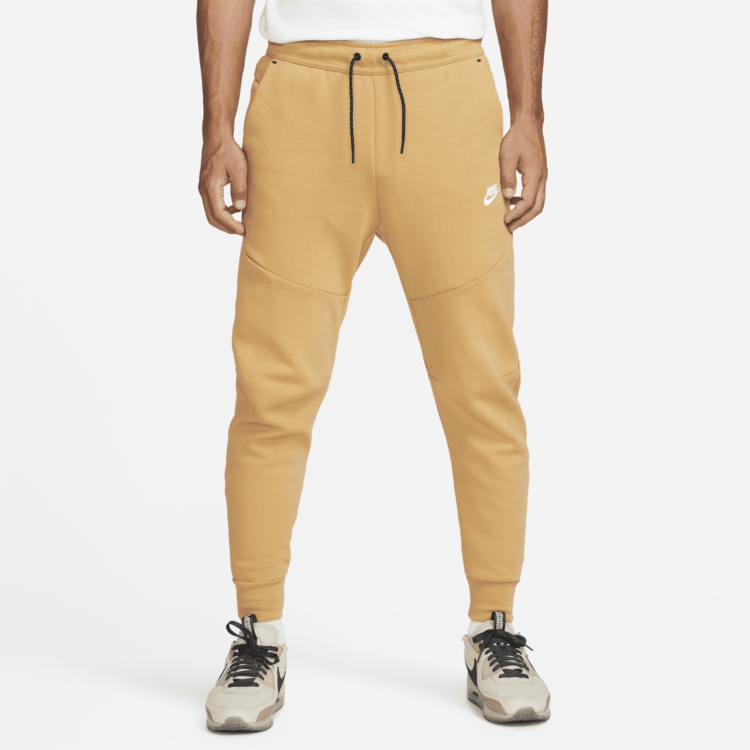 Nike Men's  Sportswear Tech Fleece Jogger Pants In Brown