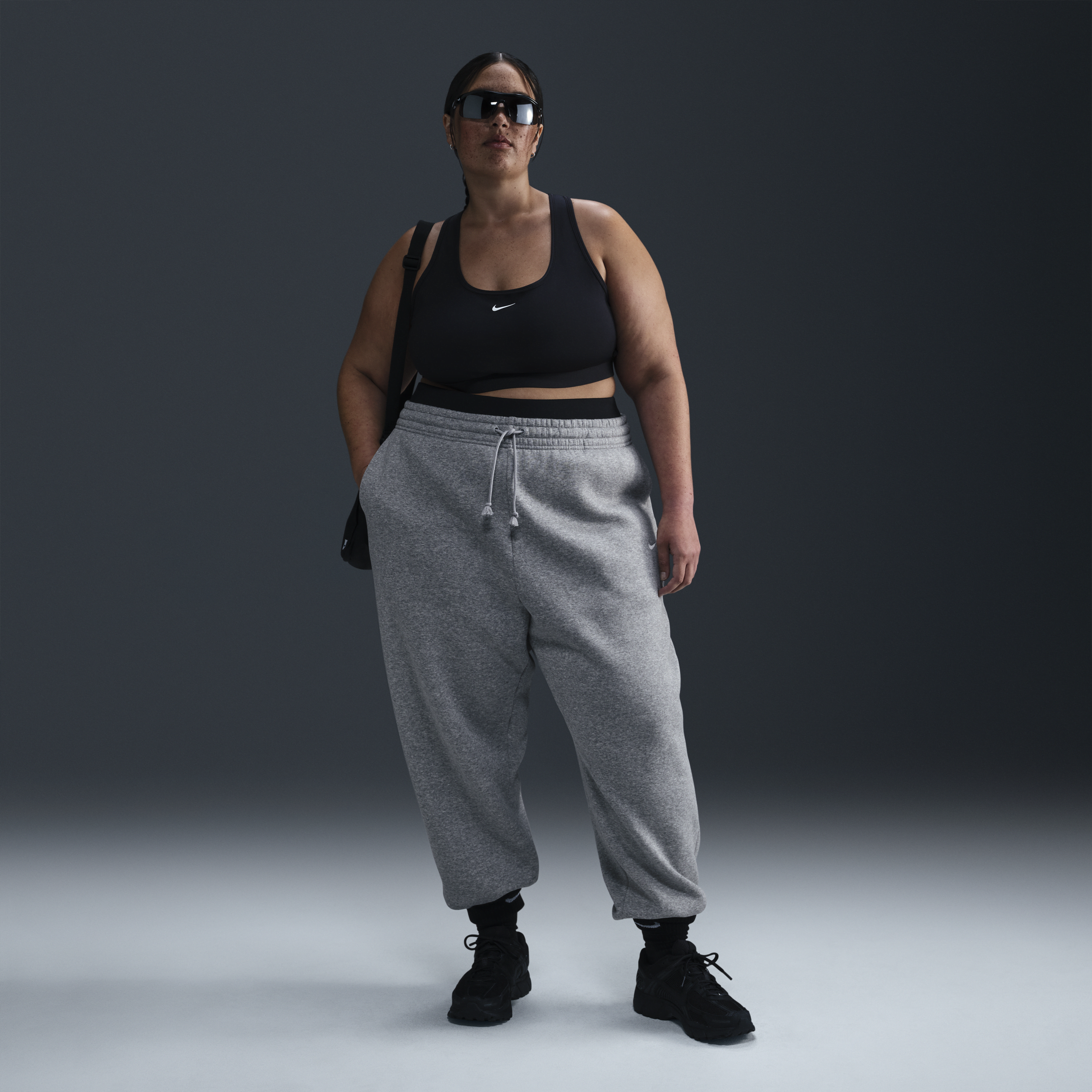 Nike Women's Sportswear Phoenix Fleece High-waisted Oversized Sweatpants (plus Size) In Grey