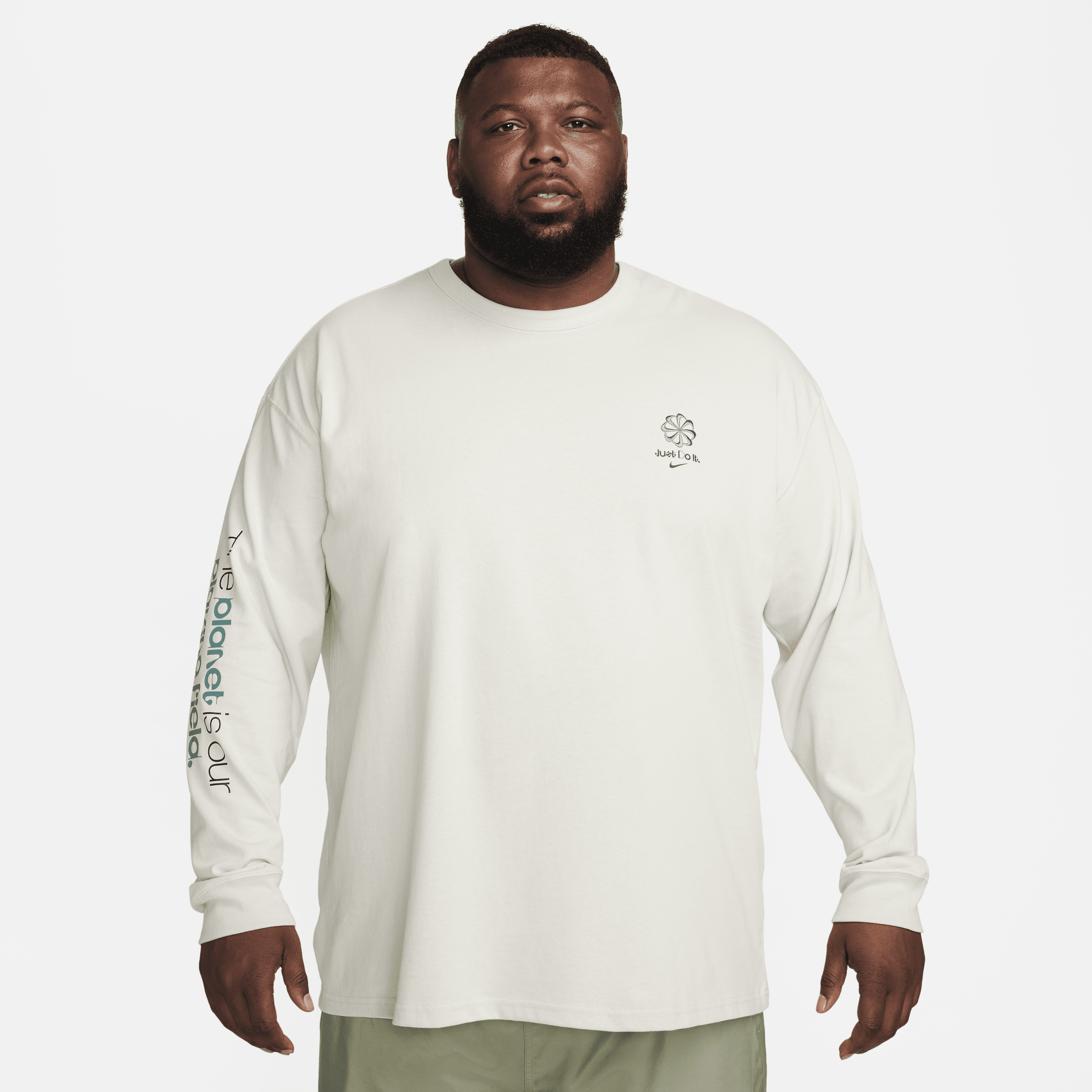 Shop Nike Men's  Sportswear Long-sleeve Max90 T-shirt In Green