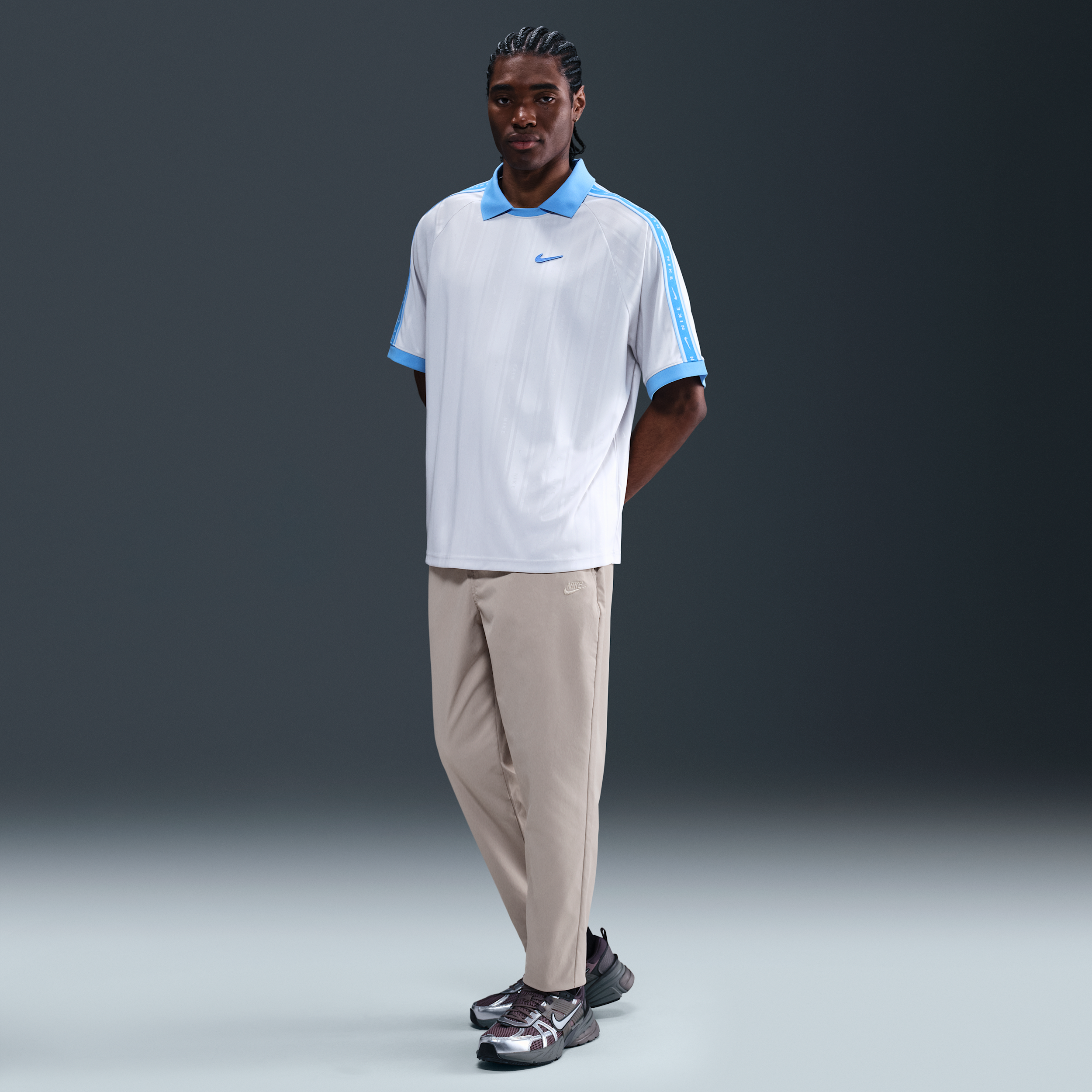 Nike Men's Club Woven Tapered Pants In Gray