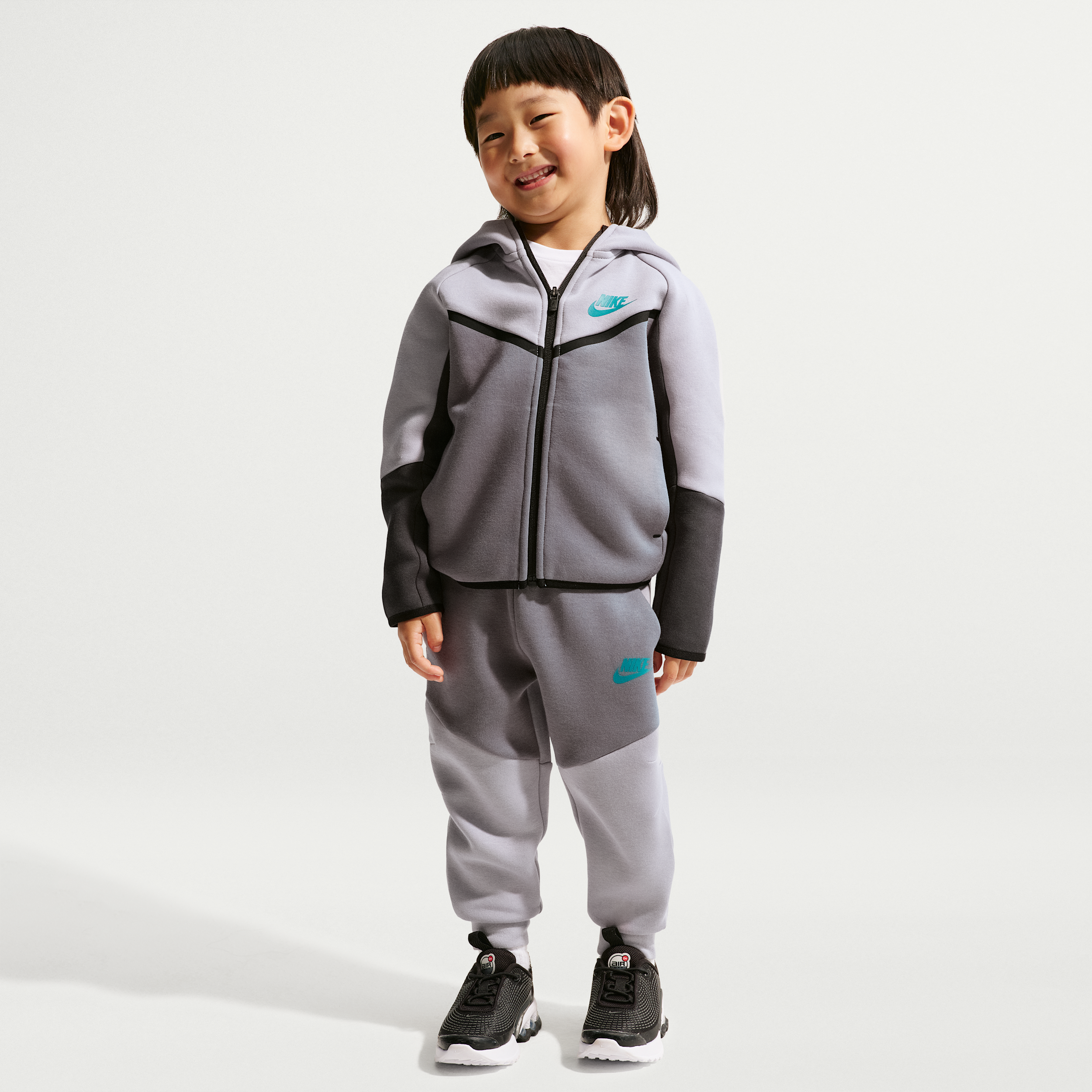 Nike Sportswear Toddler Tech Fleece 2-Piece Full-Zip Set in Grey | 76M880-G3A