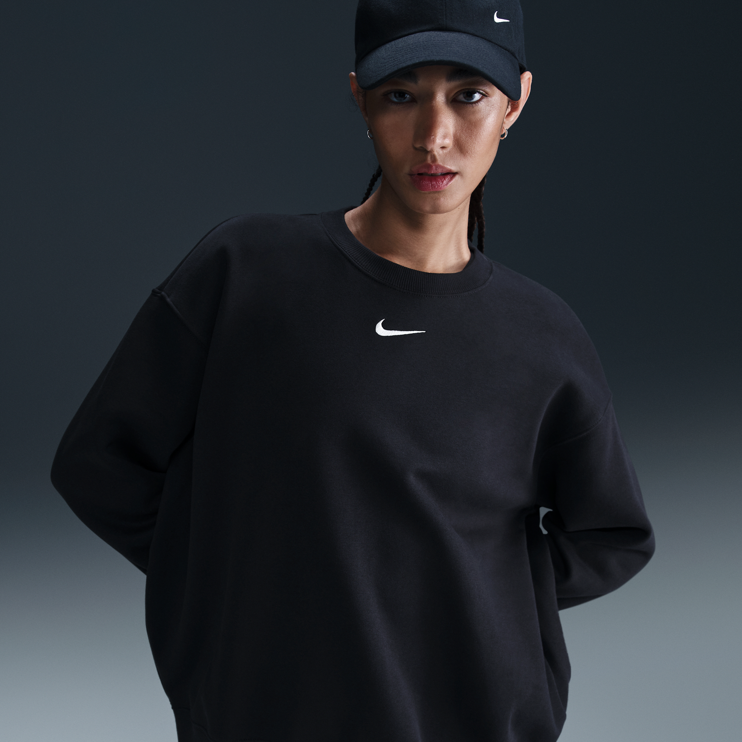 Nike Women's  Sportswear Phoenix Fleece Oversized Crew-neck Sweatshirt In Black