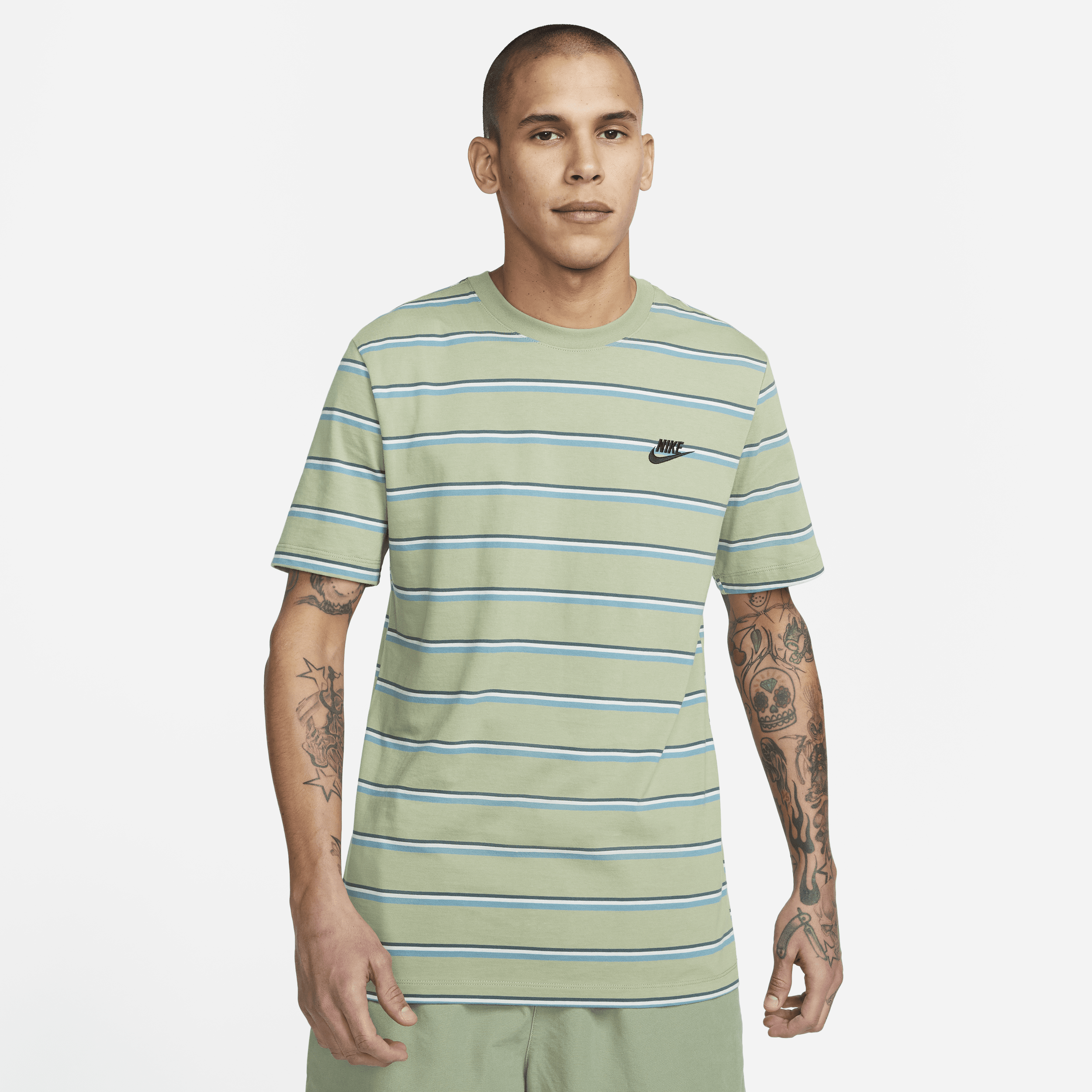 Nike Men's  Sportswear Club T-shirt In Green