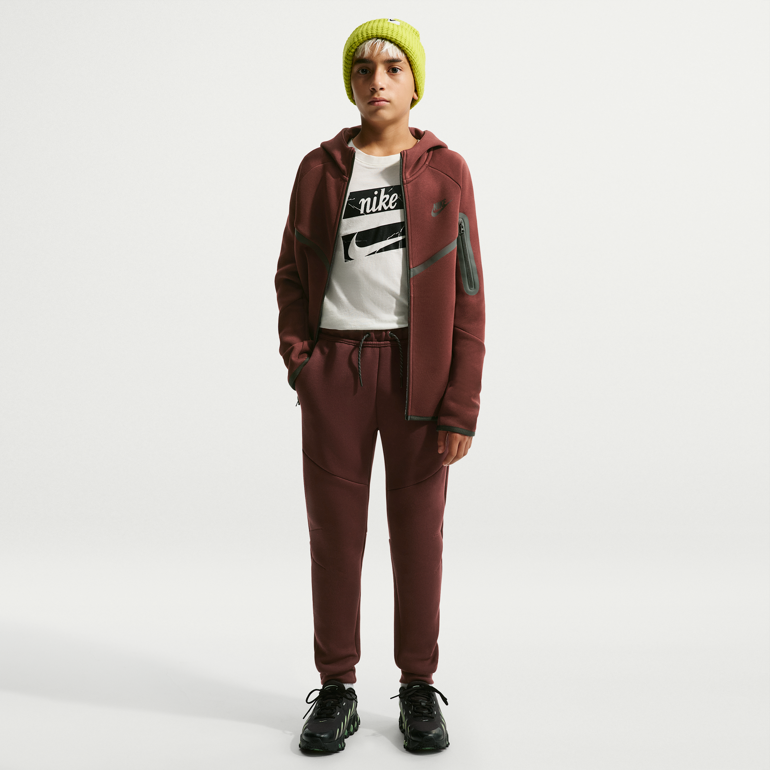 Nike Sportswear Tech Fleece Big Kids' Jogger Pants in Purple | HV5869-658