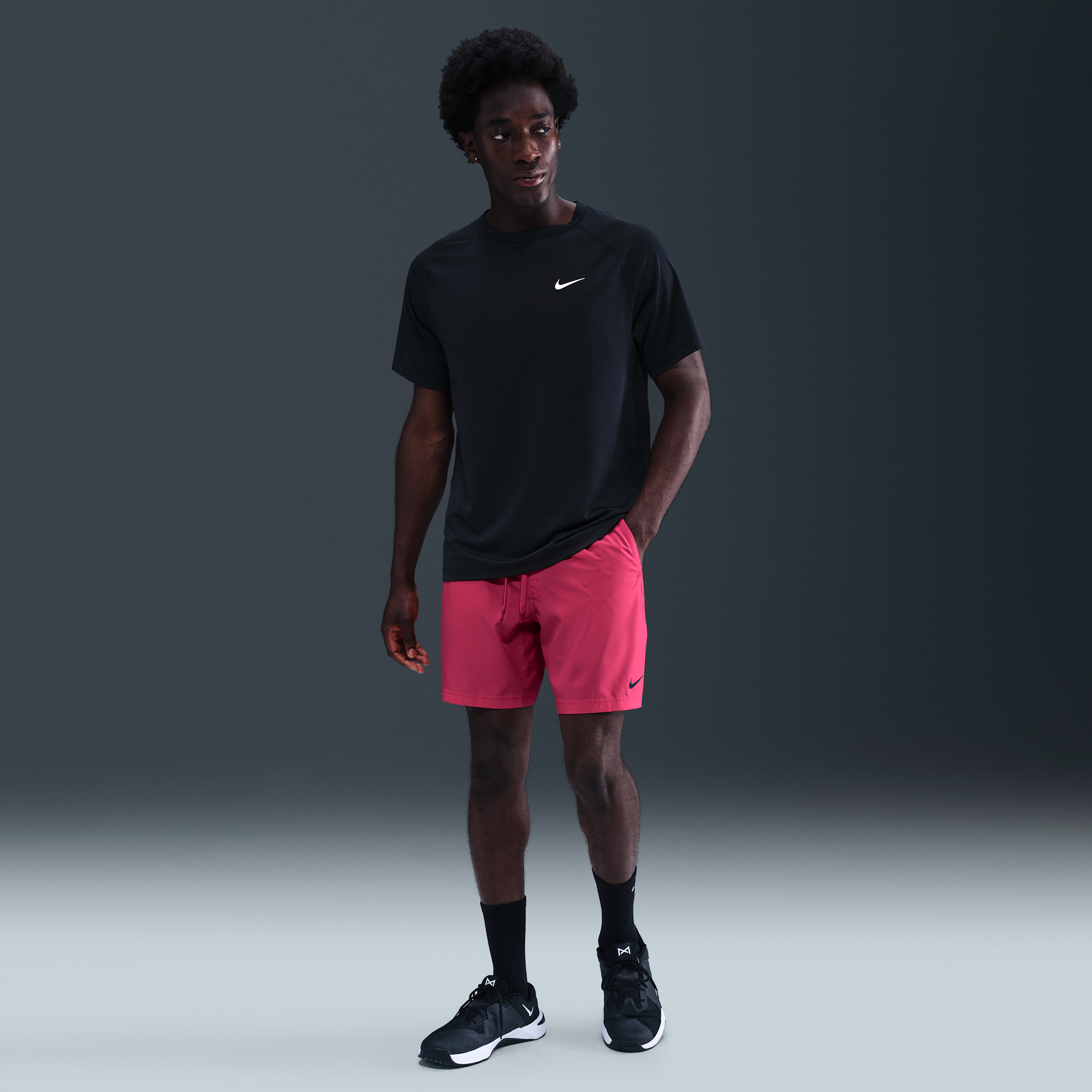 Nike Men's Form Dri-fit 7" Unlined Versatile Shorts In Pink