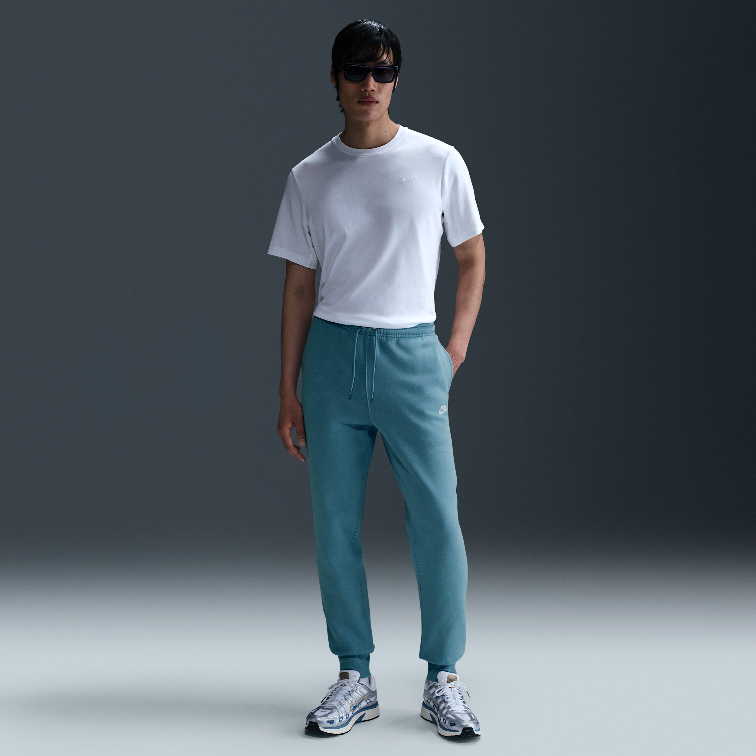 Nike Club Fleece Joggers In Blue