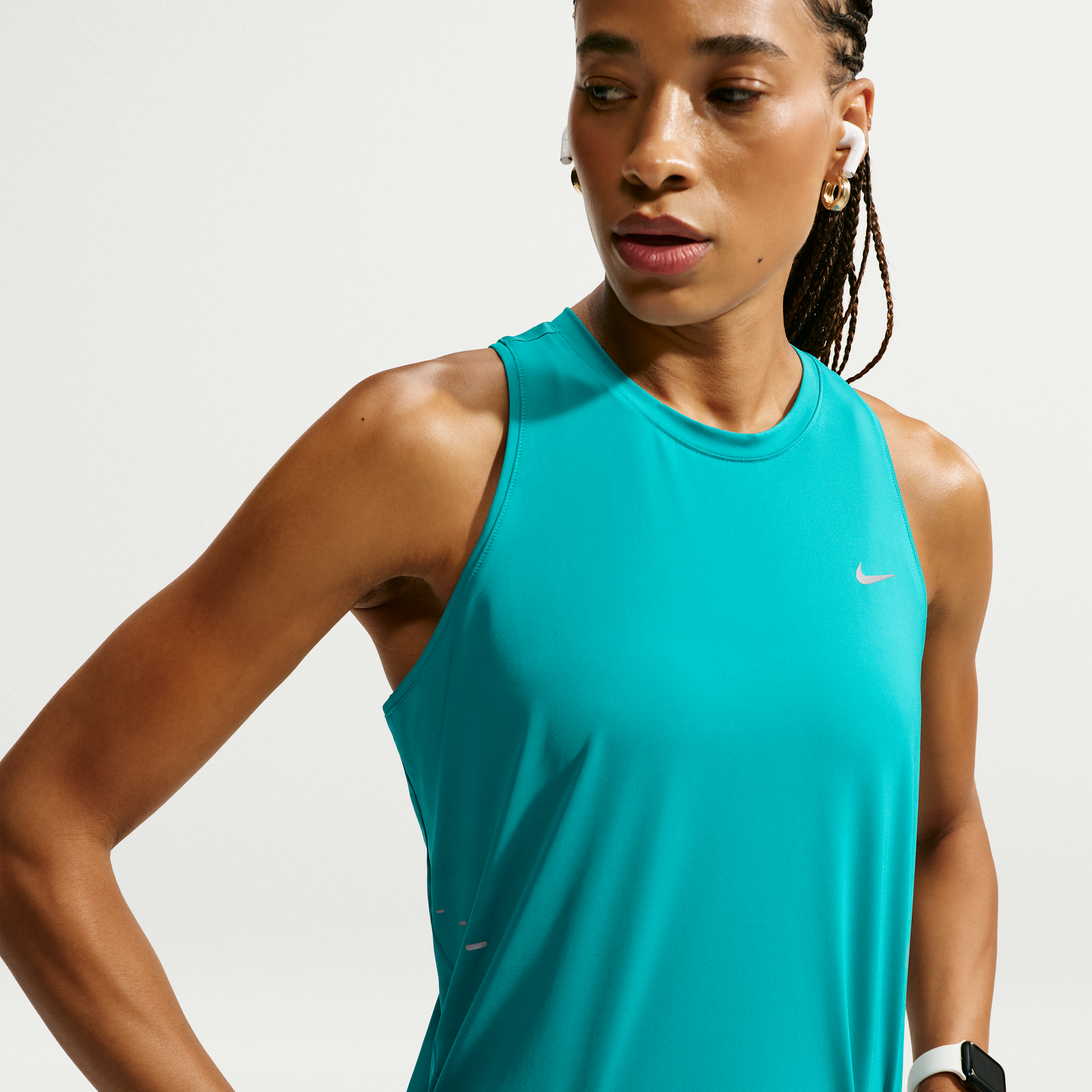 Nike Women's Swift Dri-FIT Running Tank Top in Green | IU1033-300