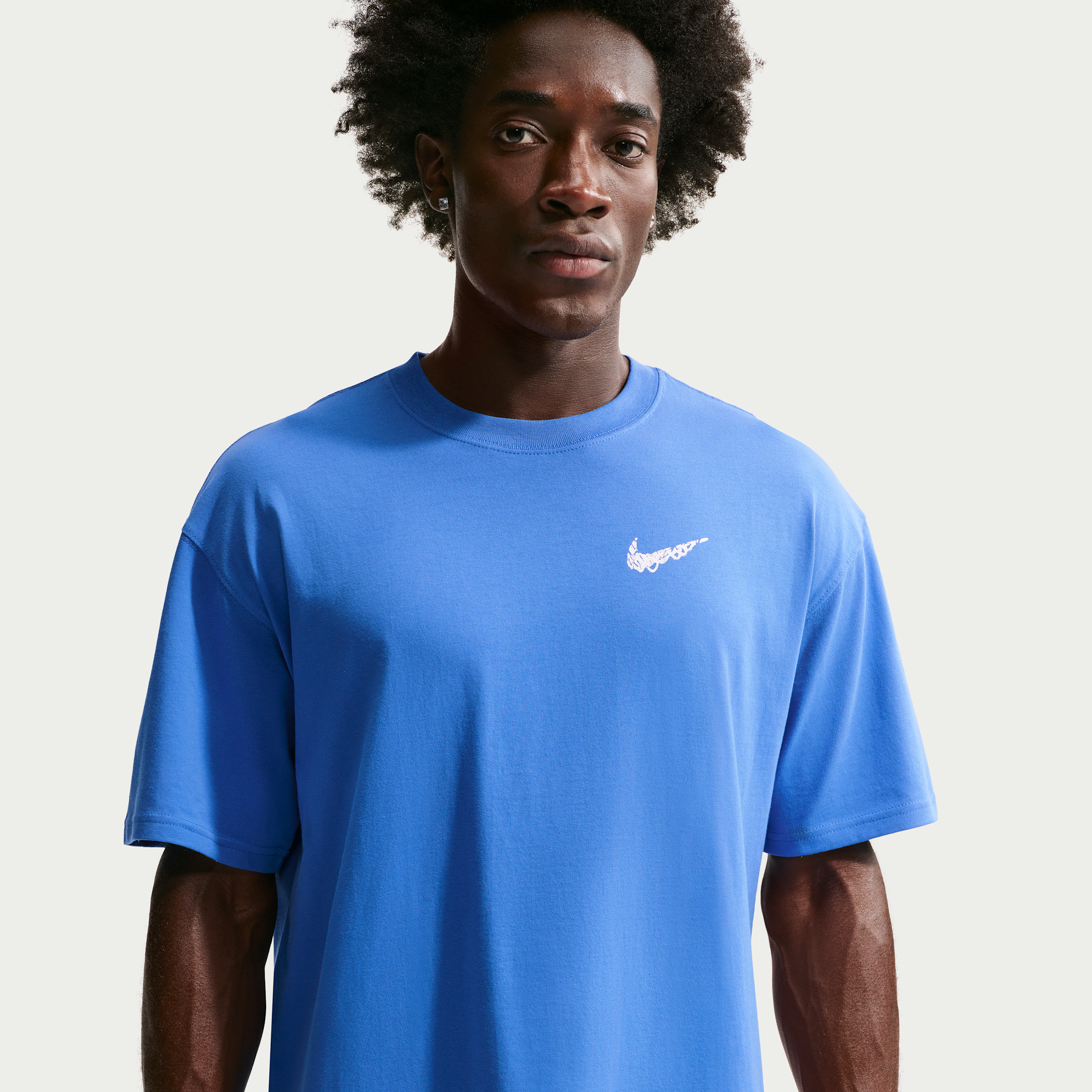 Nike Men's Basketball Locker Graphic T-Shirt, Medium, Pacific Blue