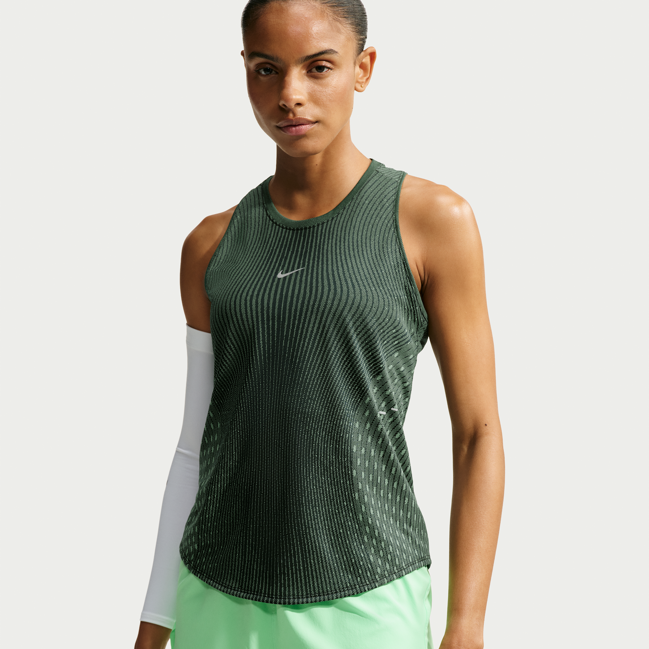 Nike Women's Swift Aero-FIT Running Tank Top in Black | IH8111-014