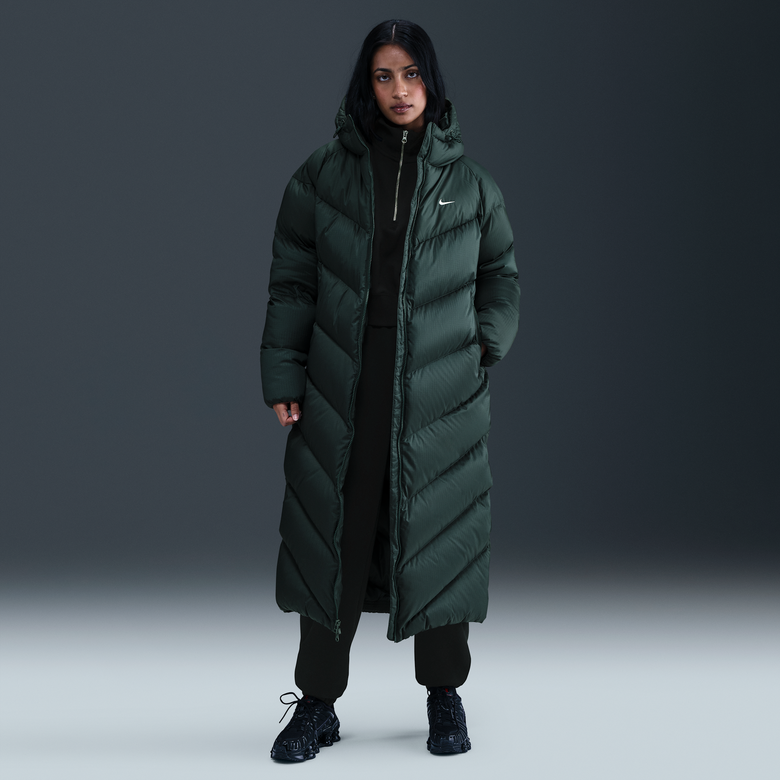 Nike Women's  Sportswear Windpuffer Storm-fit Loose Hooded Down Parka In Green