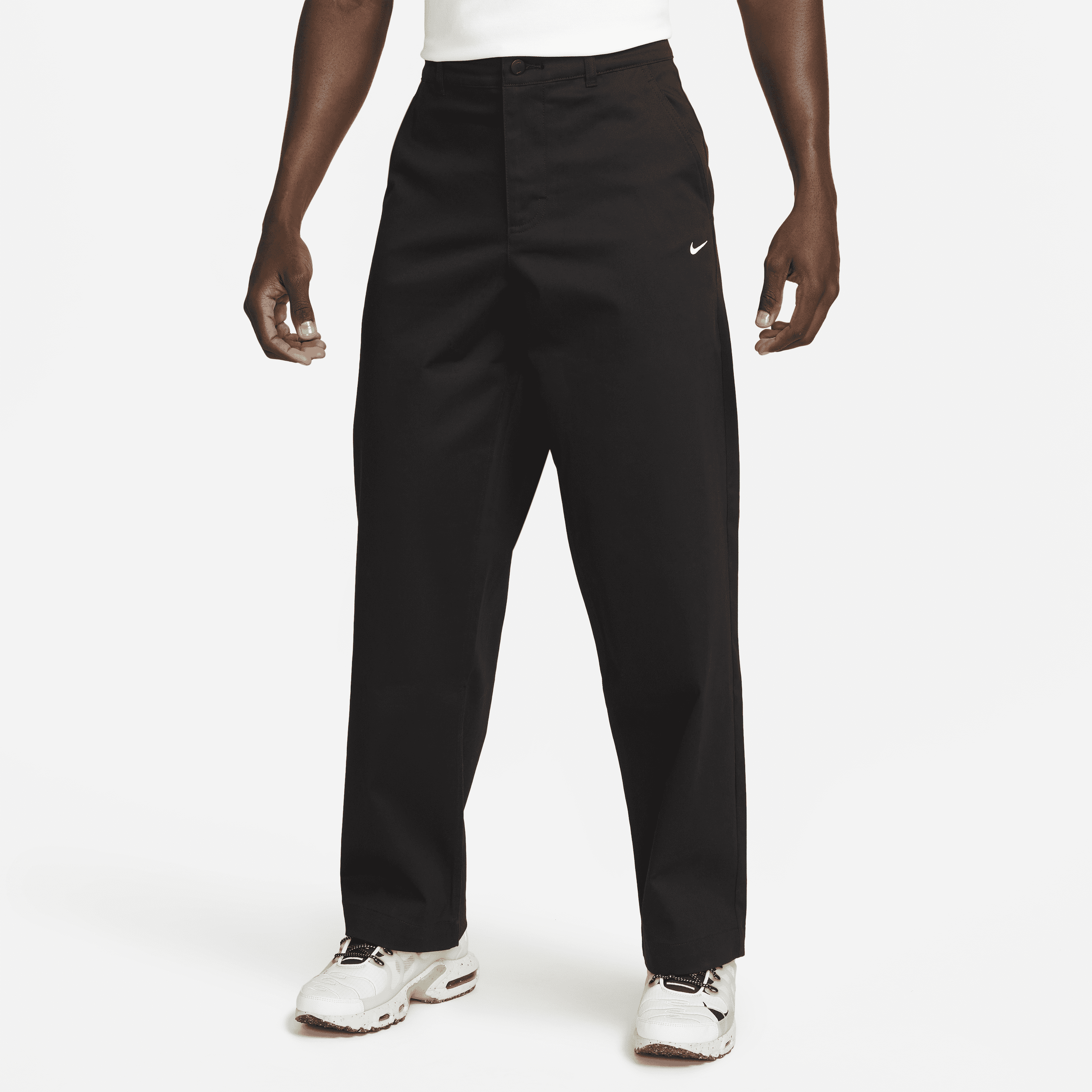 Nike Men's Life Unlined Cotton Chino Pants In Black