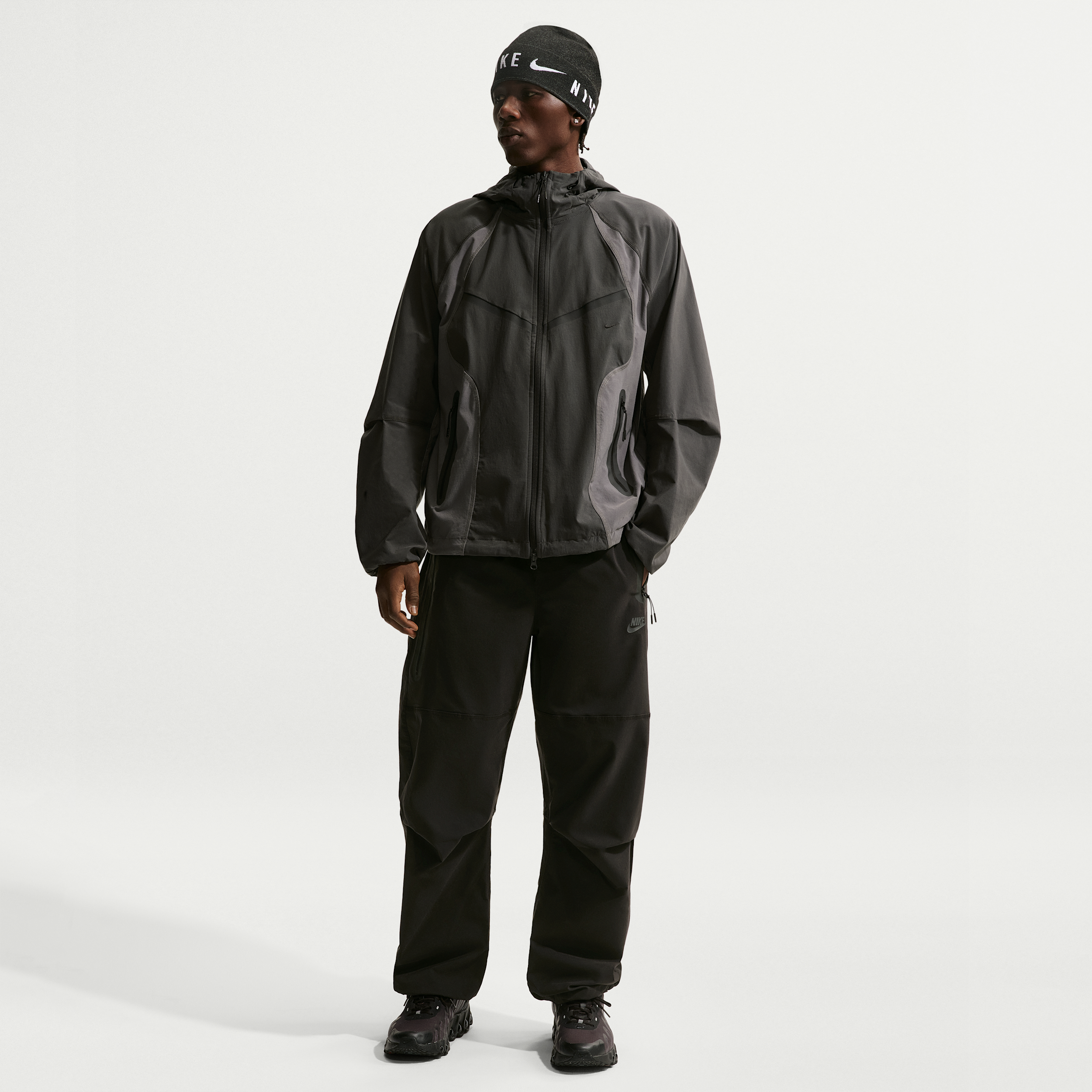 Nike Men's Tech Dri-FIT Woven Pants in Black | IU6966-010