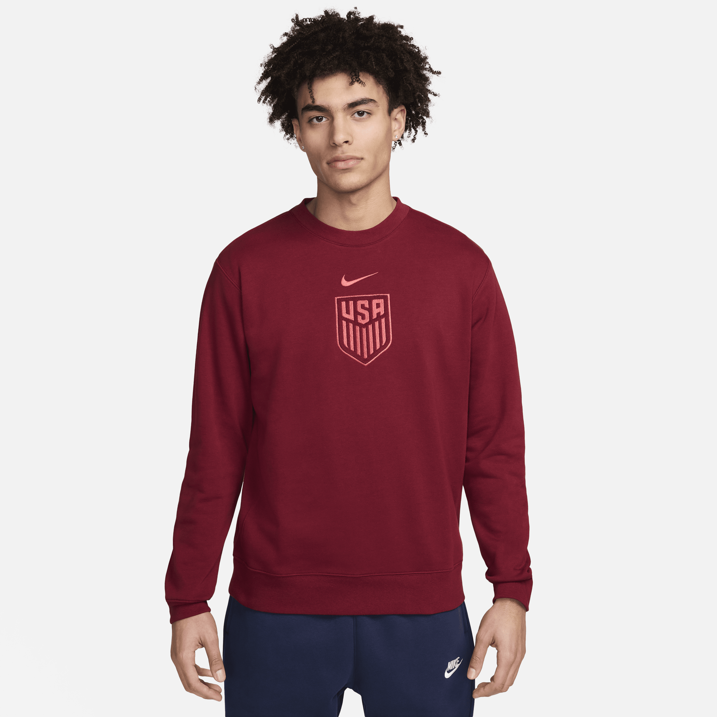 Shop Nike Usmnt Club  Men's Soccer Crew-neck Sweatshirt In Red