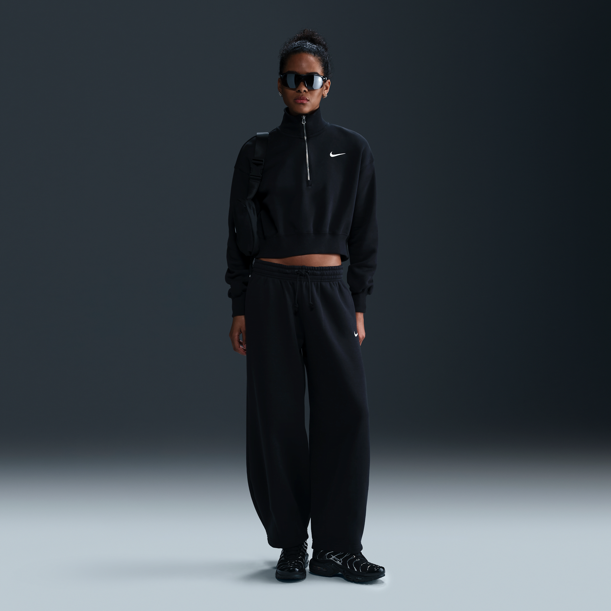 NIKE WOMEN'S SPORTSWEAR PHOENIX FLEECE MID-RISE OVERSIZED TAPERED PANTS 1015666602