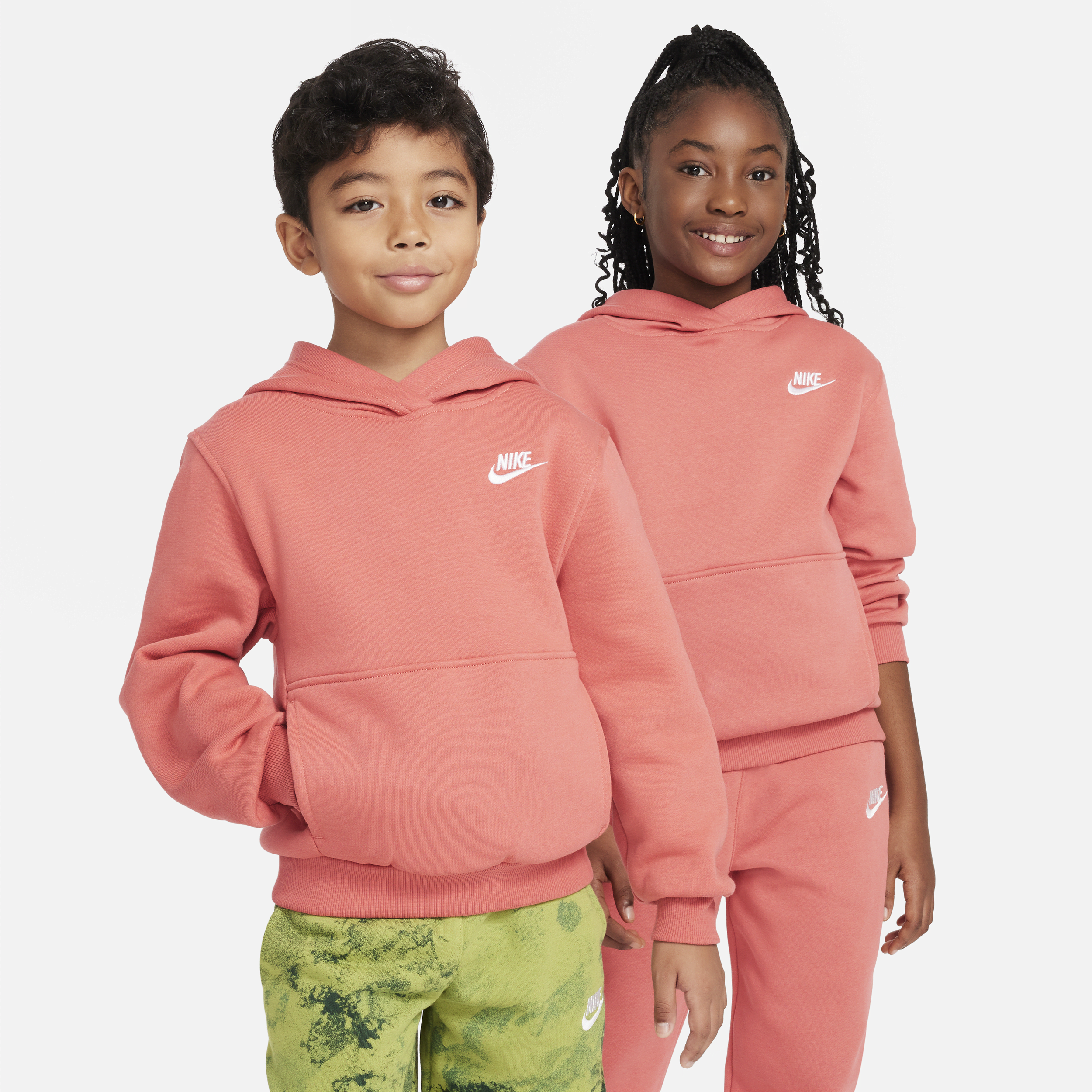 Nike Sportswear Club Fleece Big Kids' Pullover Hoodie In Red