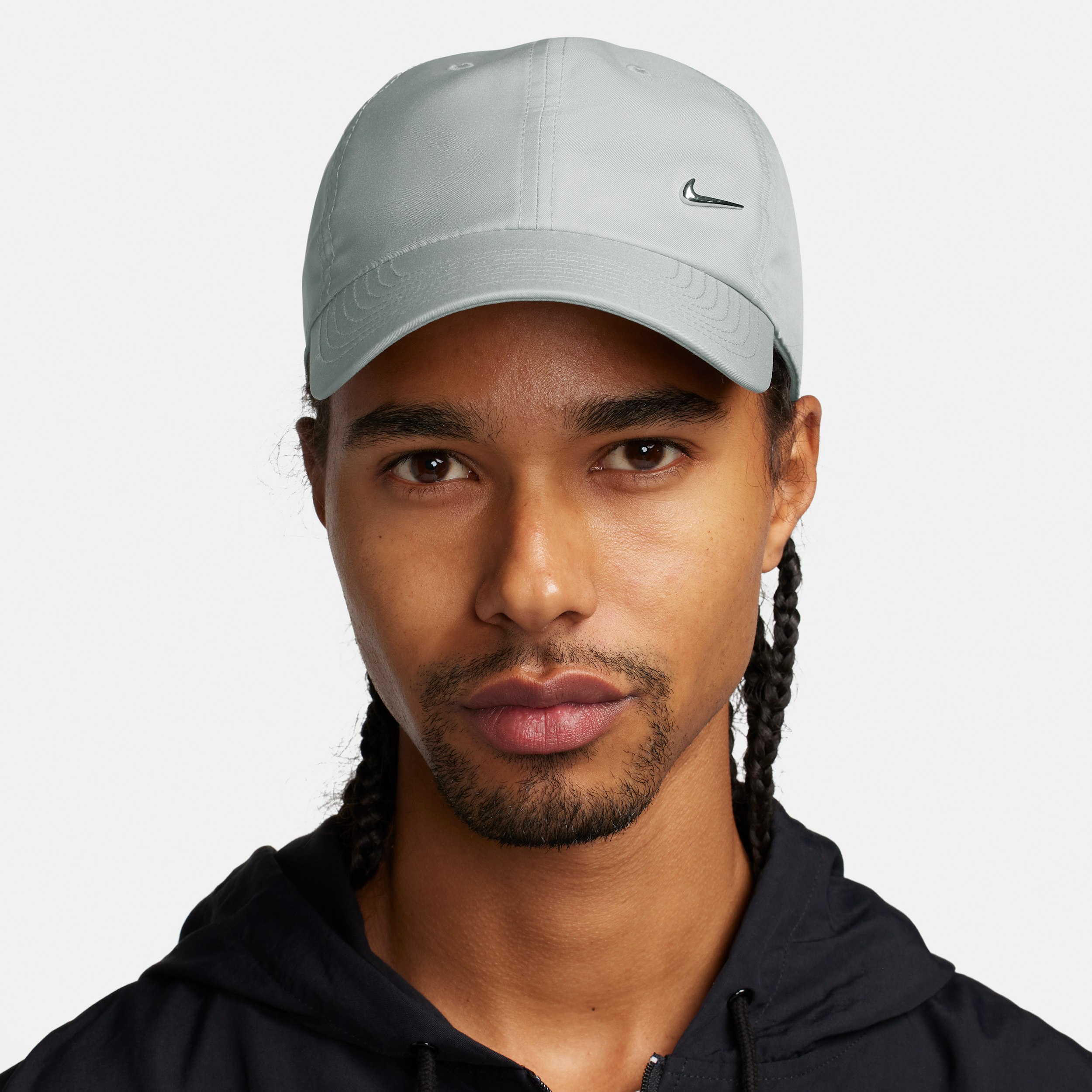 Nike Unisex Dri-fit Club Unstructured Metal Swoosh Cap In Gray