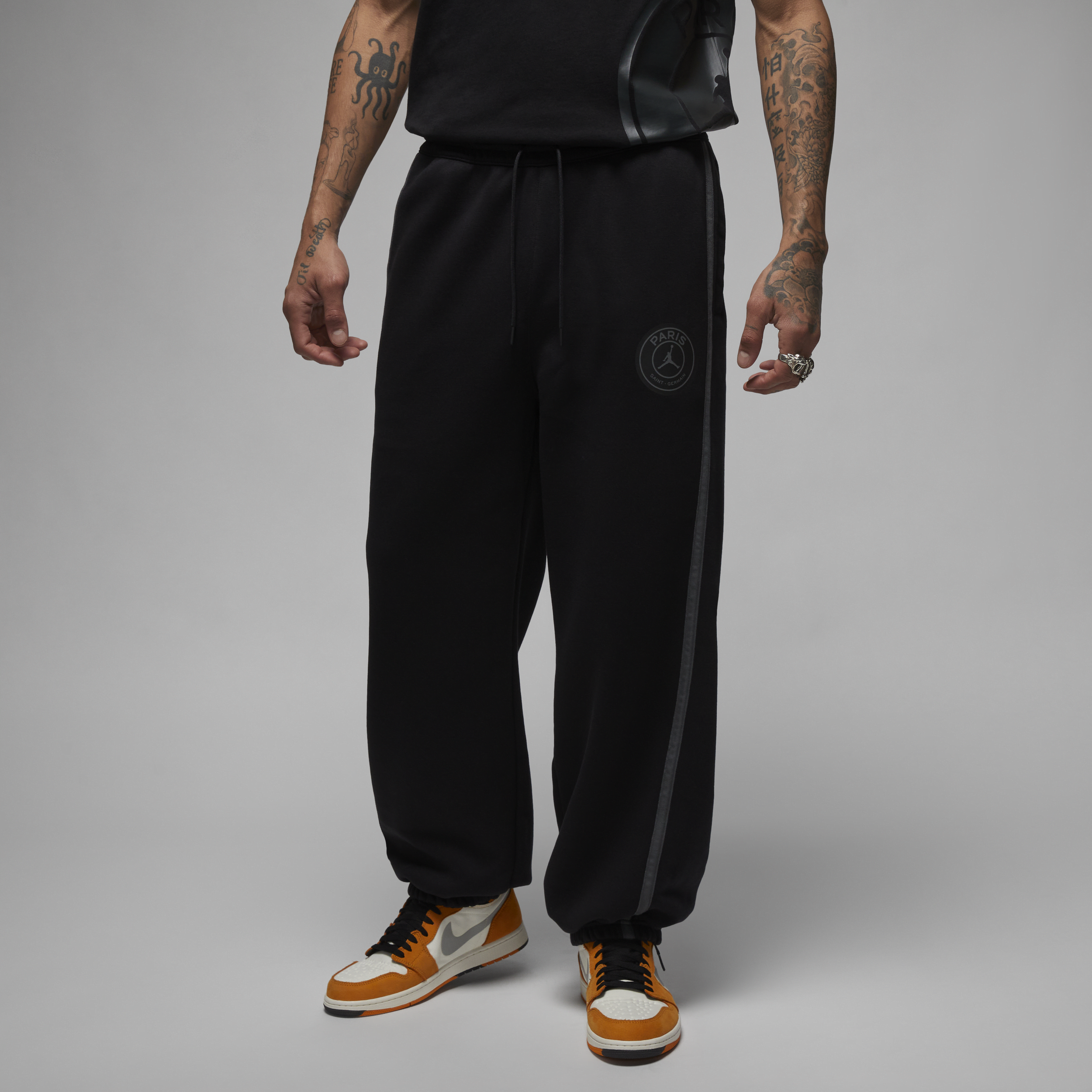 Jordan Nike Men's Paris Saint-germain Fleece Pants In Black