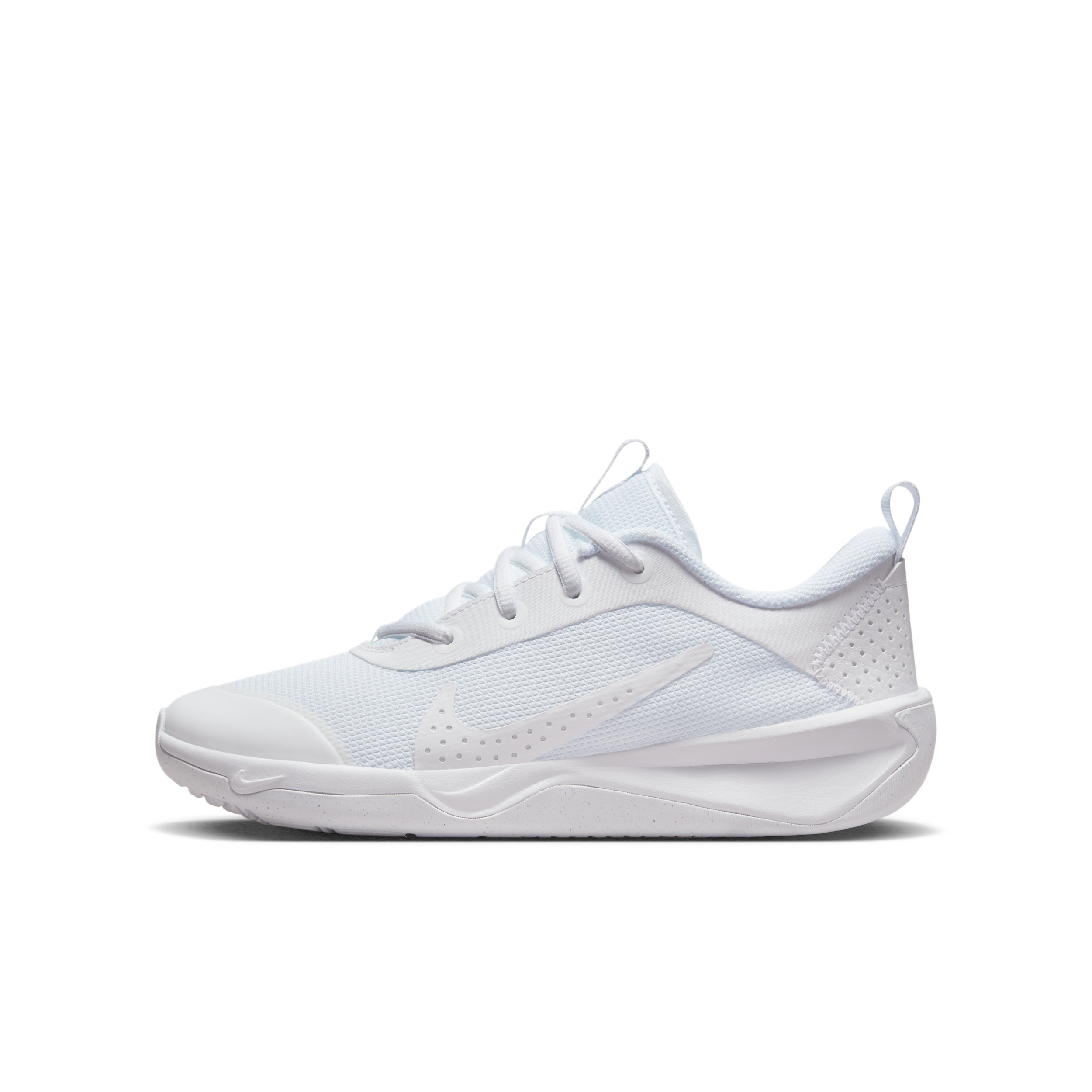Nike Omni Multi-Court Big Kids' Indoor Court Shoes in White | DM9027-100