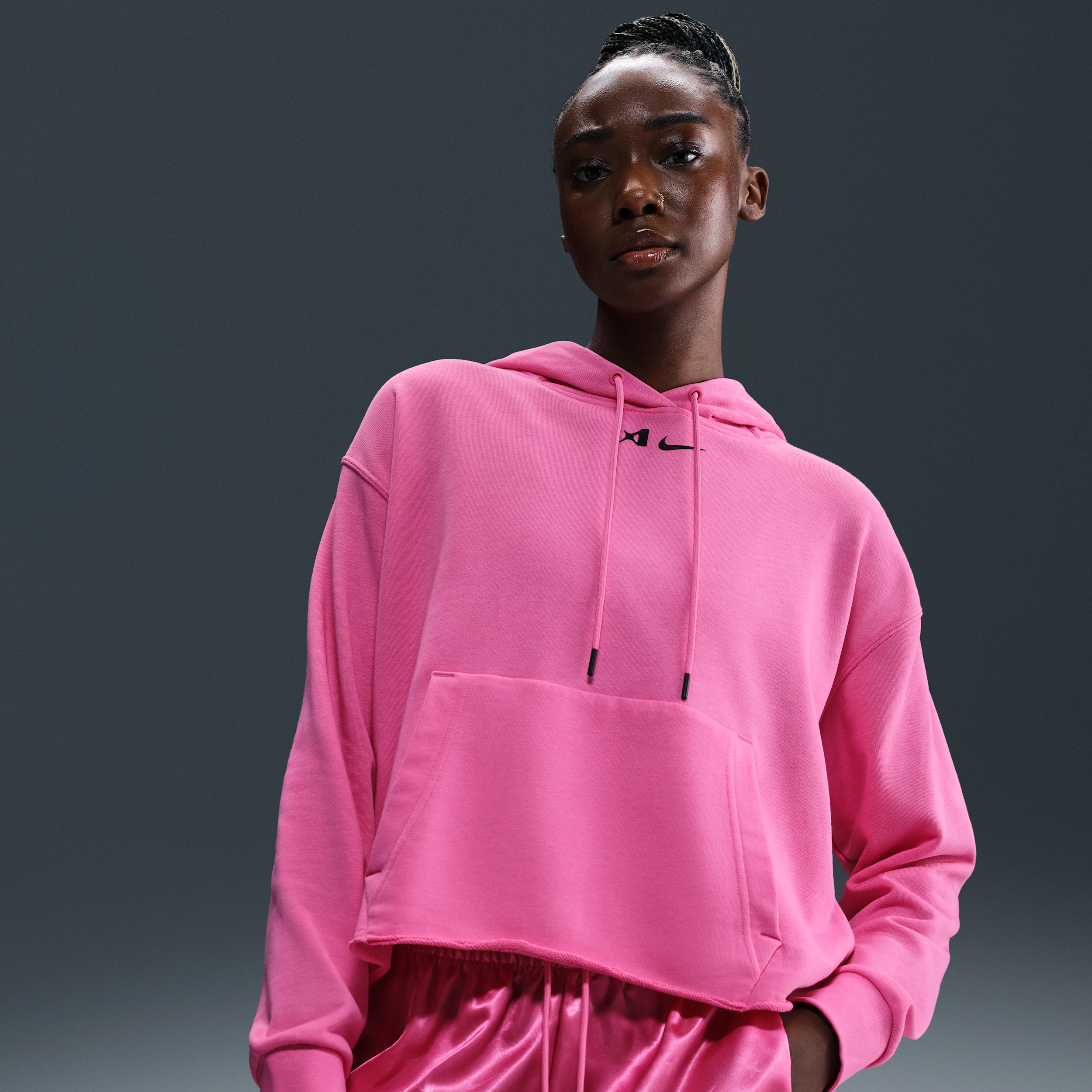 Nike Women's A'ja Wilson Oversized Cropped Basketball Hoodie