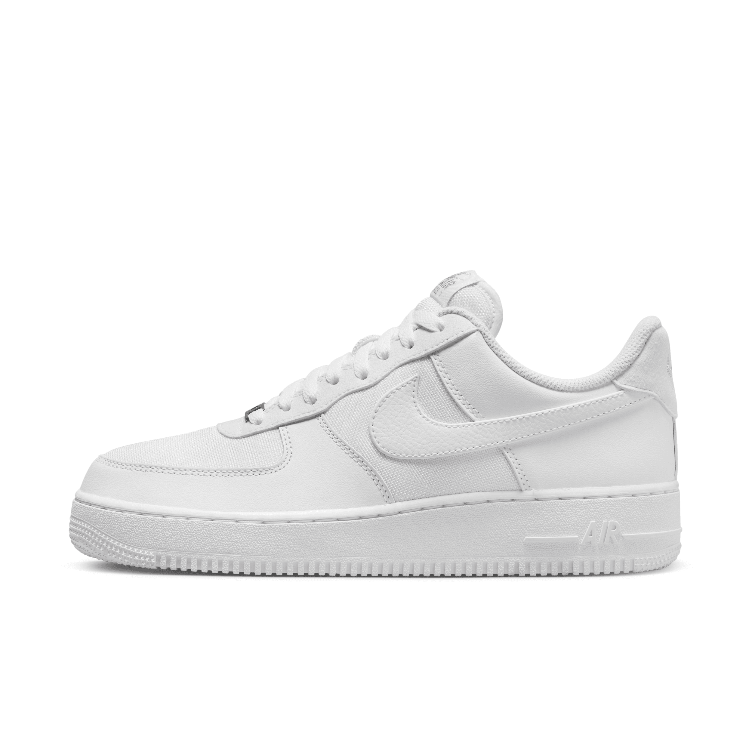 Nike Men's Air Force 1 '07 Lv8 Shoes In White