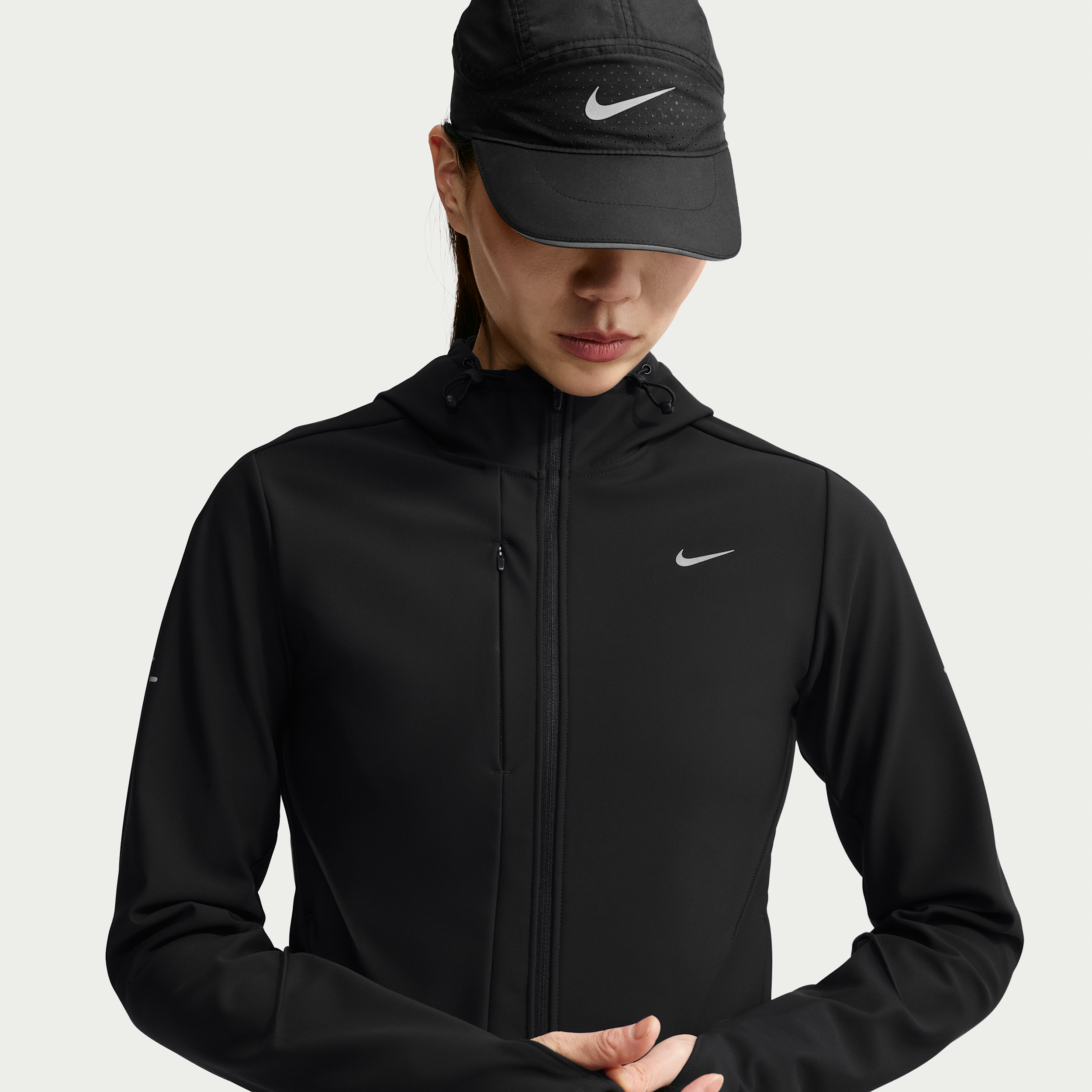 Nike Women's Swift Therma-FIT Repel Running Jacket in Black | IO1587-010