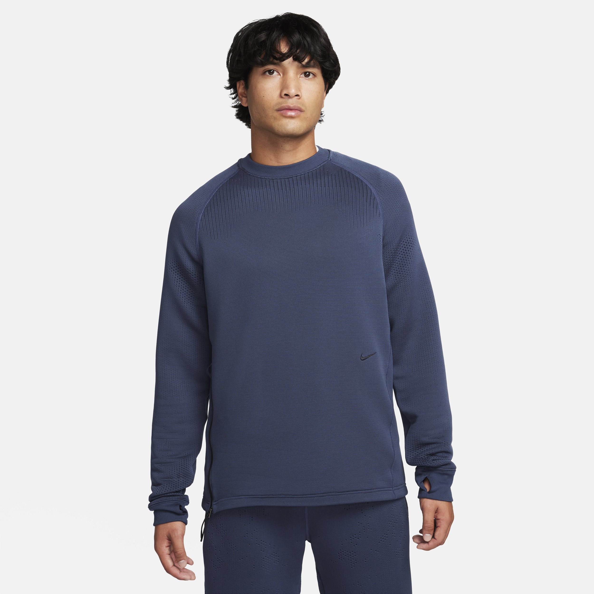 Nike Men's A.p.s. Therma-fit Adv Versatile Crew In Blue