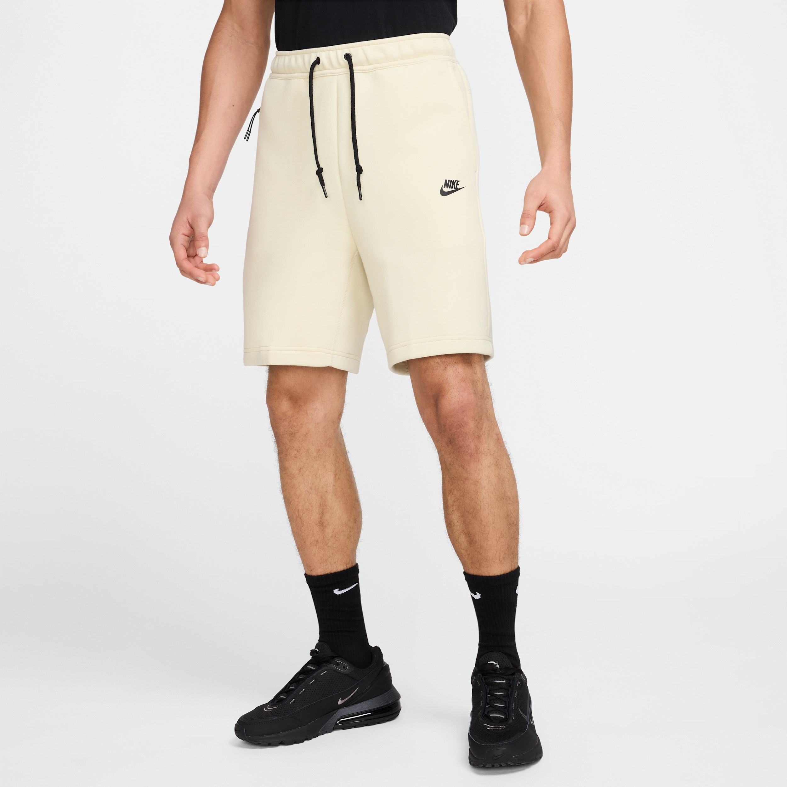 NIKE MEN'S SPORTSWEAR TECH FLEECE SHORTS 1015664910