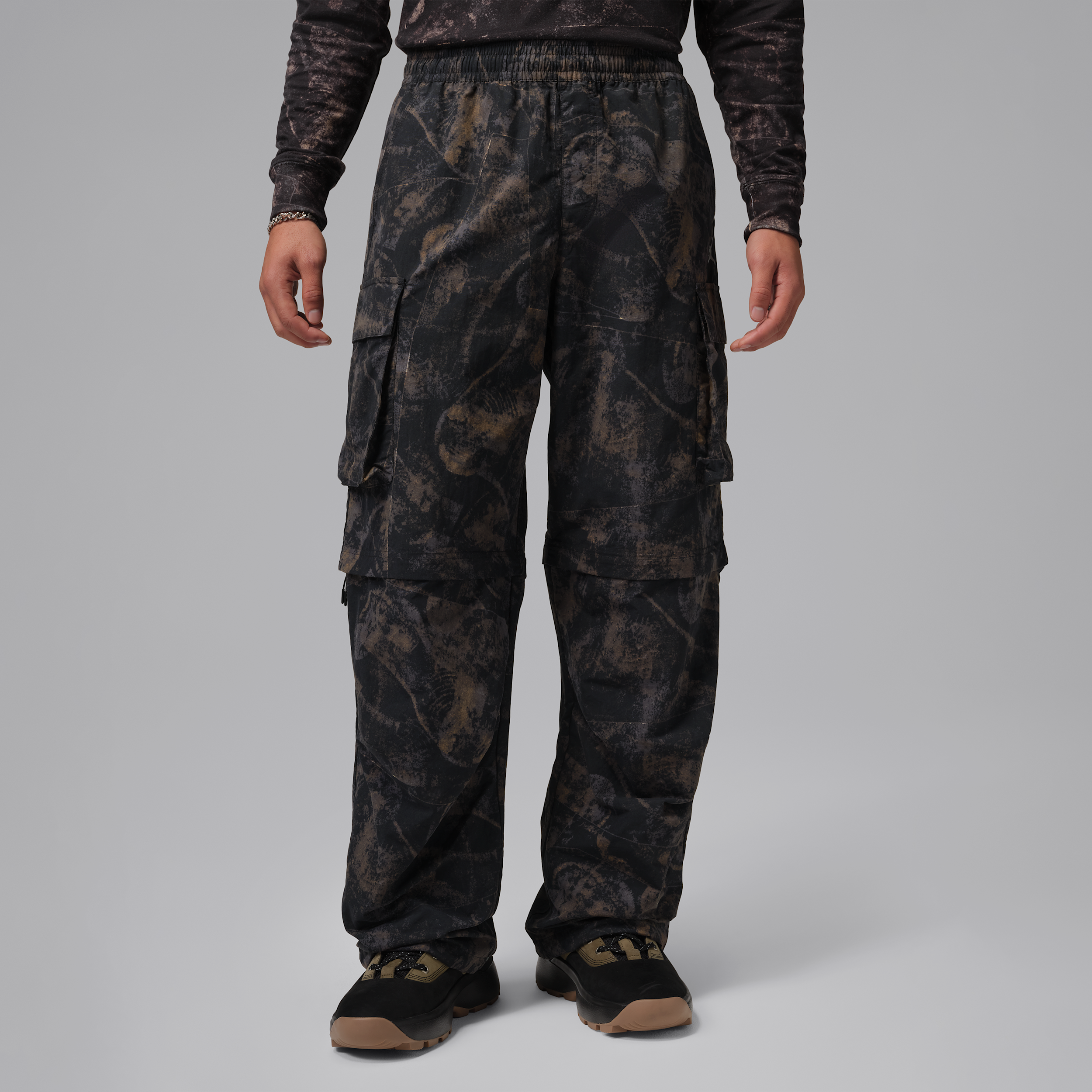 Men's Jordan Brooklyn Hike Mike Convertible Pants in Black | IF1881-010
