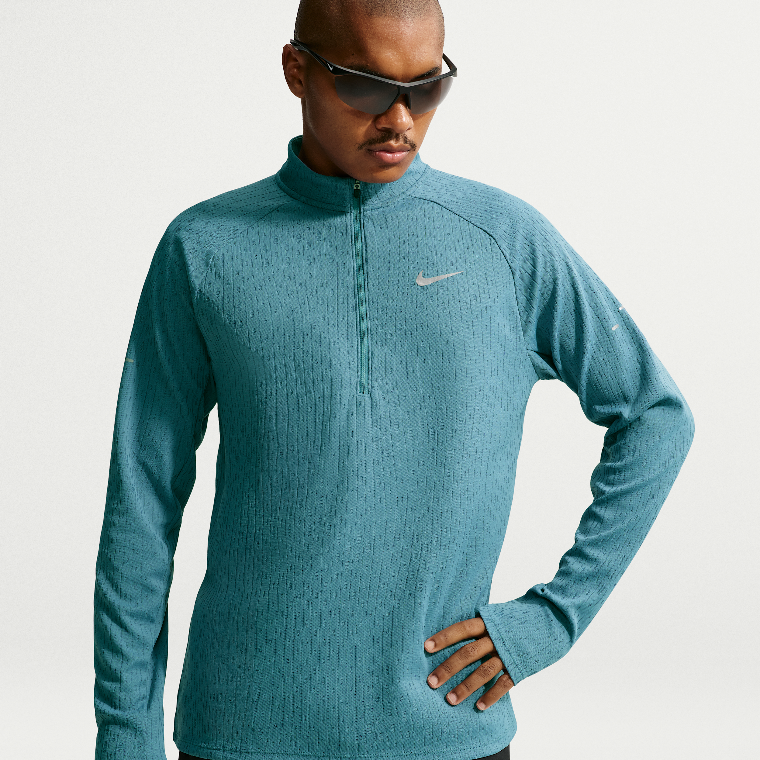 Nike Men's Stride Aero-FIT 1/2-Zip Mid Layer in Blue | IM5214-008