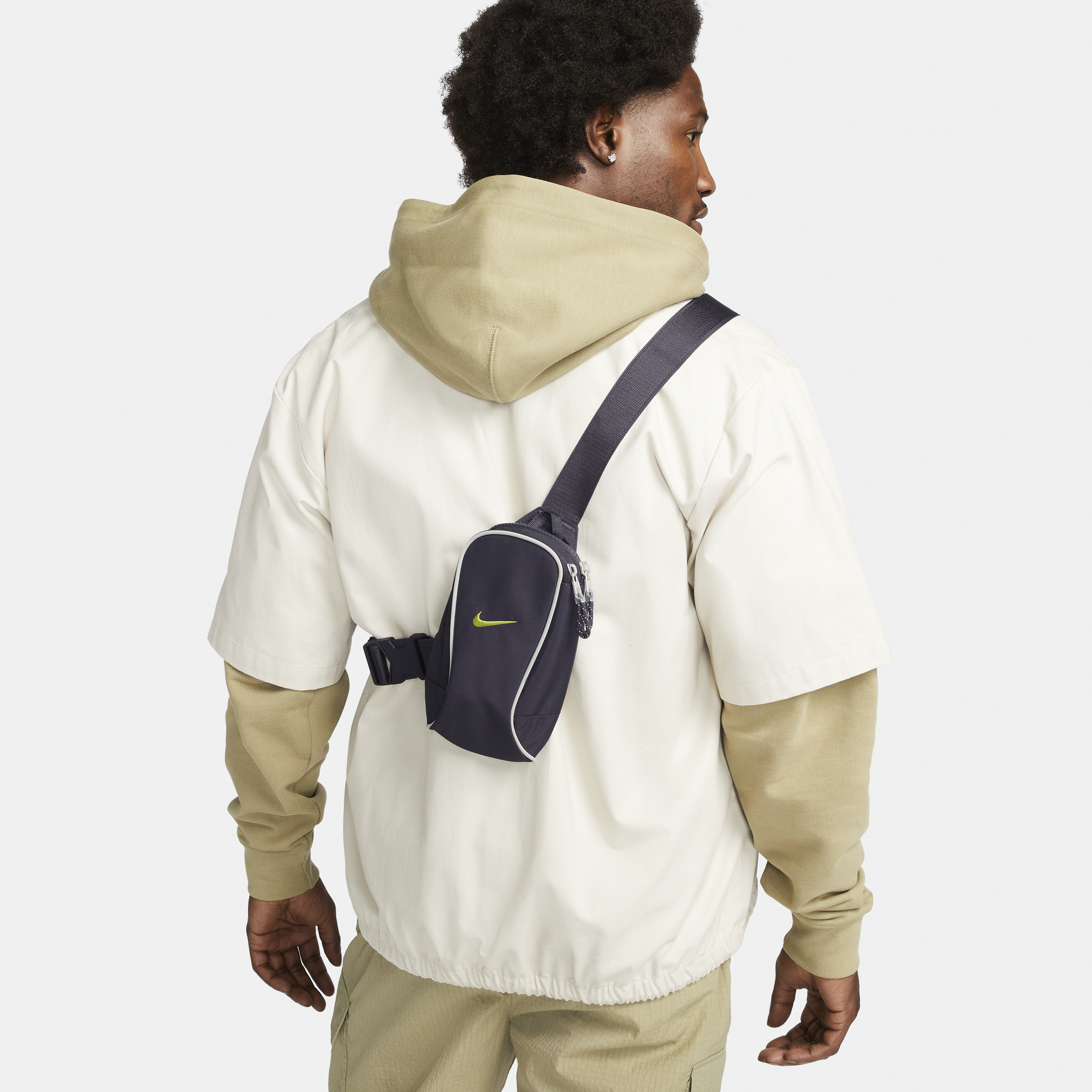 Nike Unisex  Sportswear Essentials Crossbody Bag (1l) In Grey