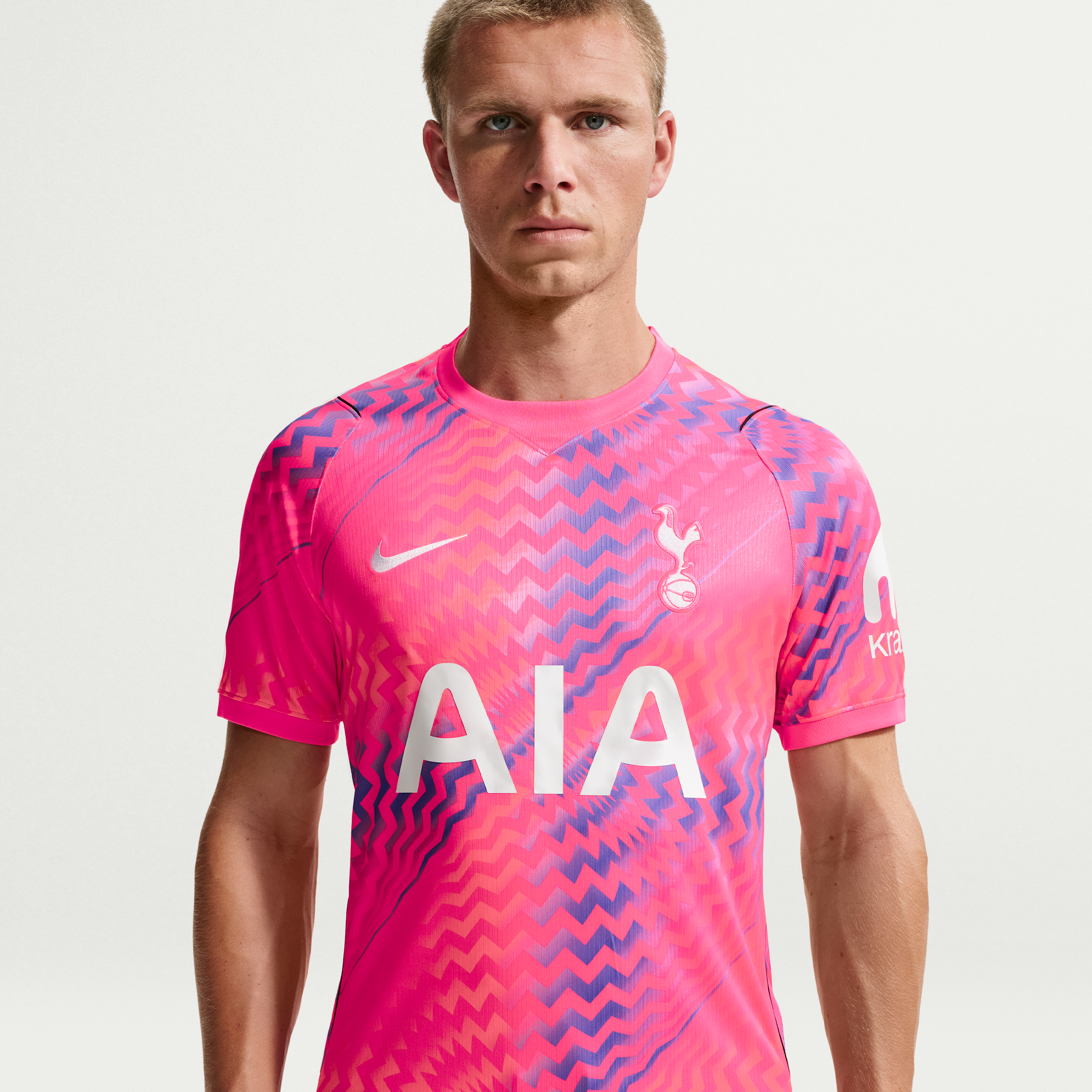 Tottenham Hotspur 2026/27 Stadium Goalkeeper Nike Men's Dri-FIT Soccer Short-Sleeve Replica Jersey in Pink | II1901-646